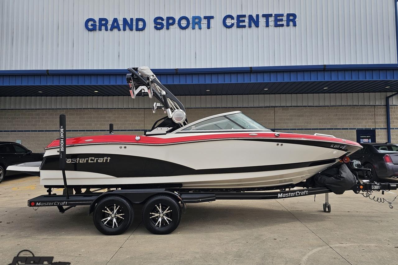 2013 MasterCraft X-10