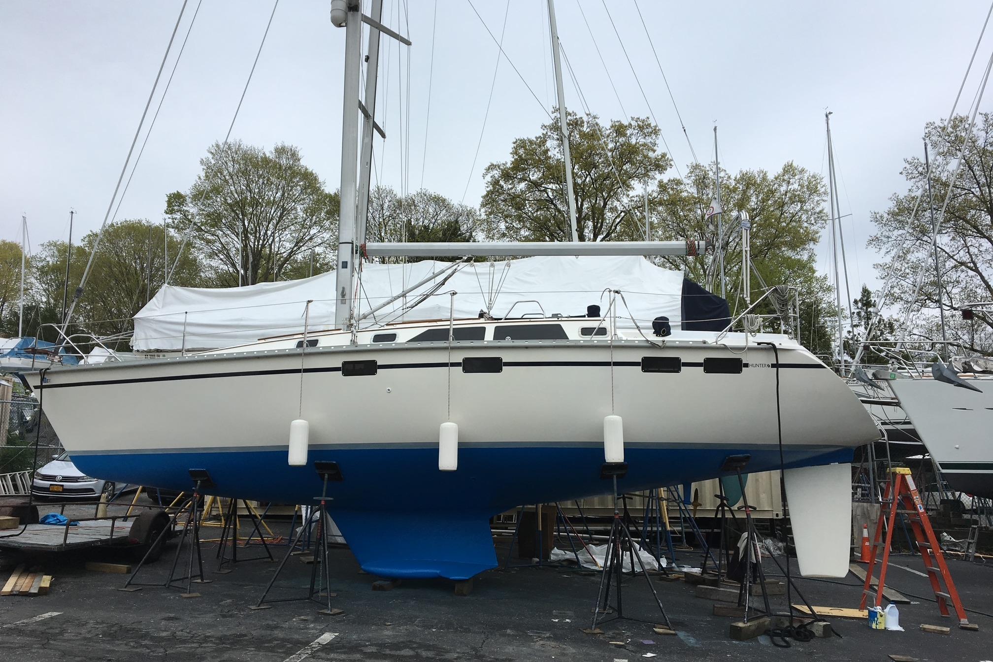 1991 Hunter Legend 37.5