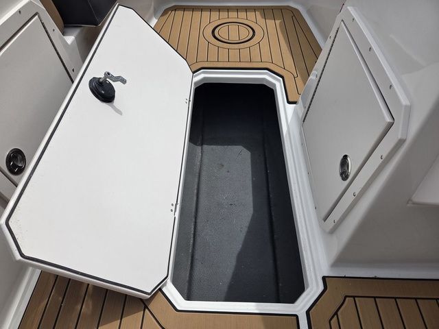 2026 Starcraft SVX OB 191 w/140hp and Trailer - 30