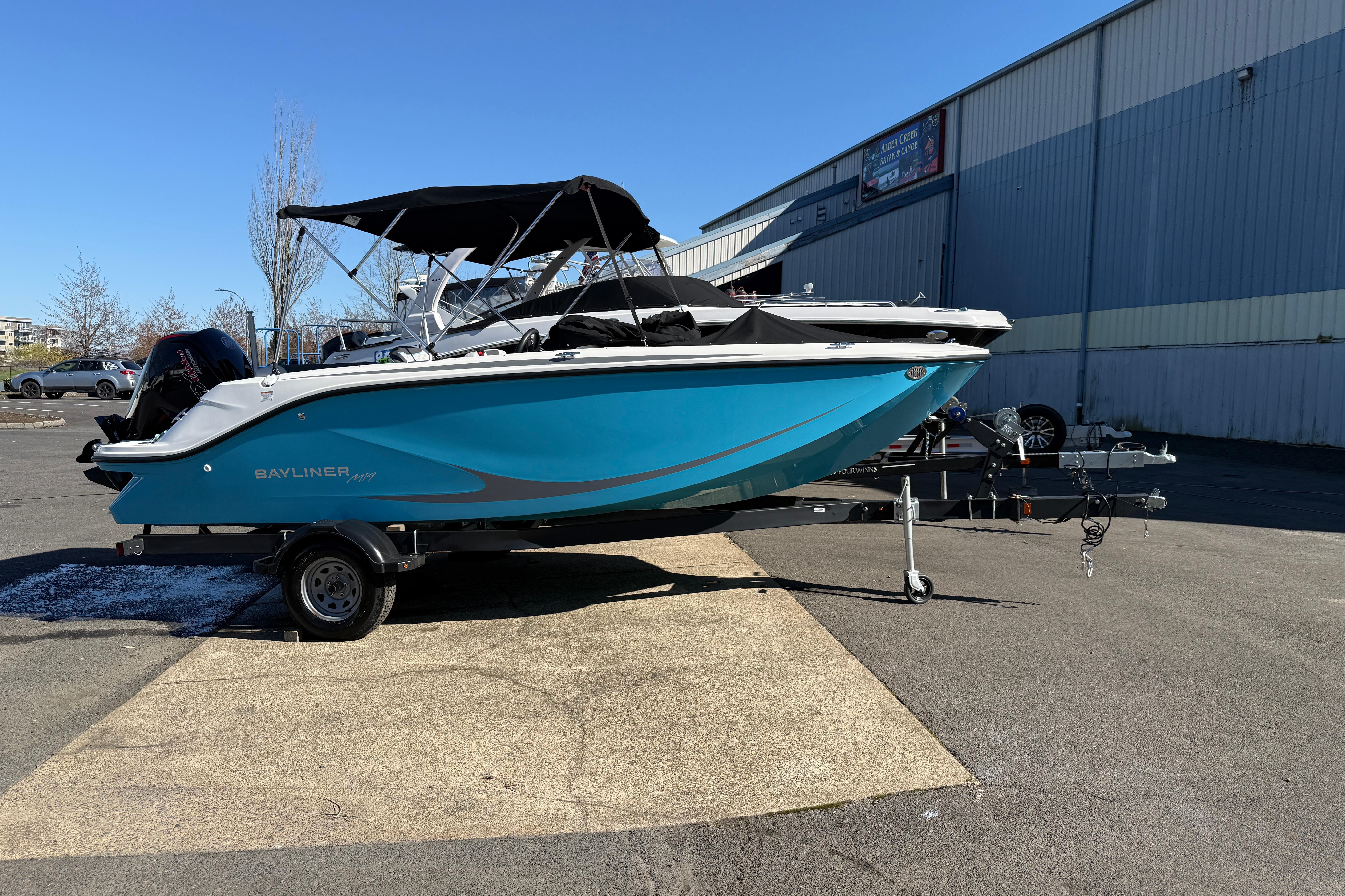 2024 Bayliner Element M19