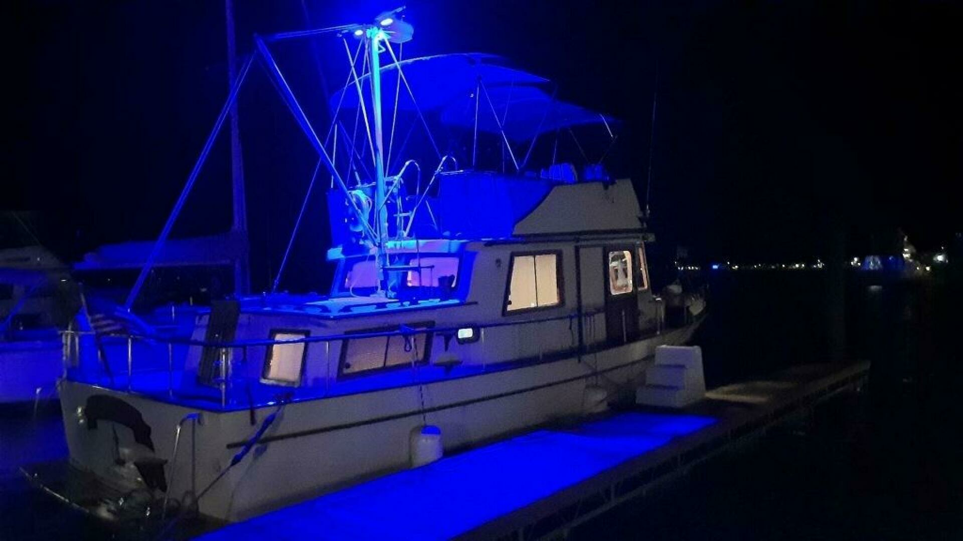 1977 Marine Trader — - Image 34