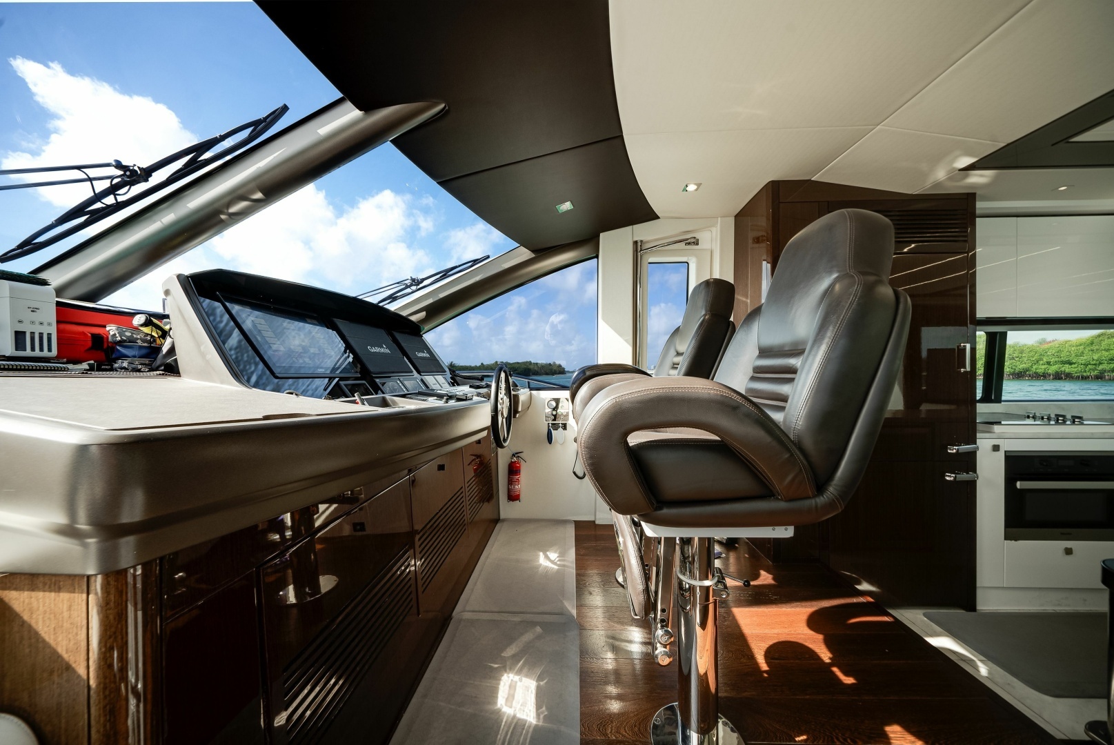 2019 Sunseeker 76 YACHT - Image 18