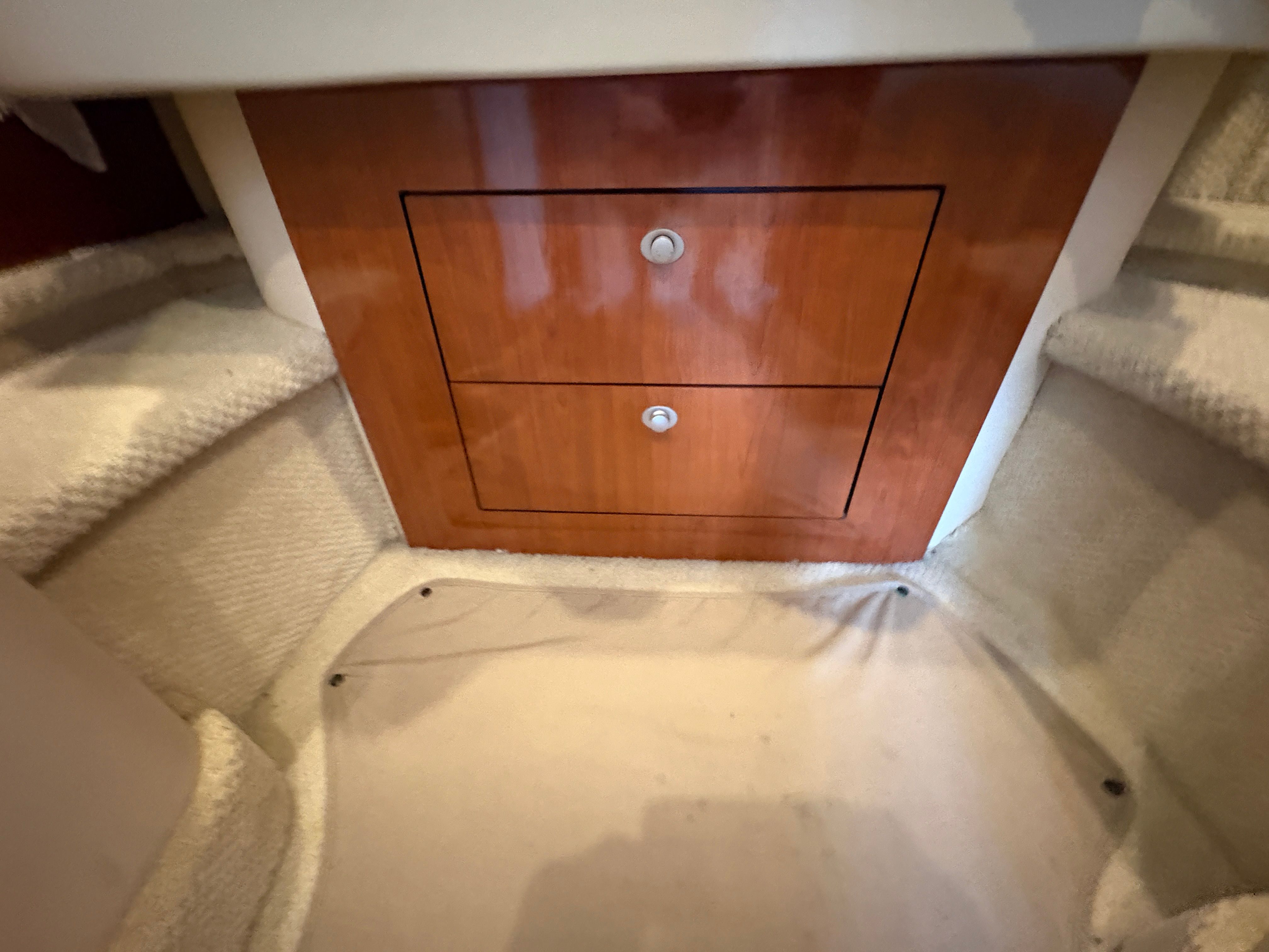 2005 Sea Ray 420 Sundancer - 62