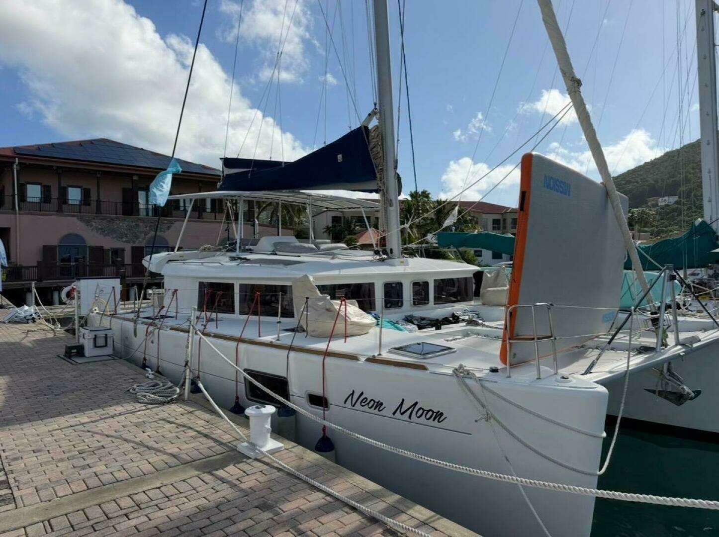 2016 Lagoon 450 - Image 3