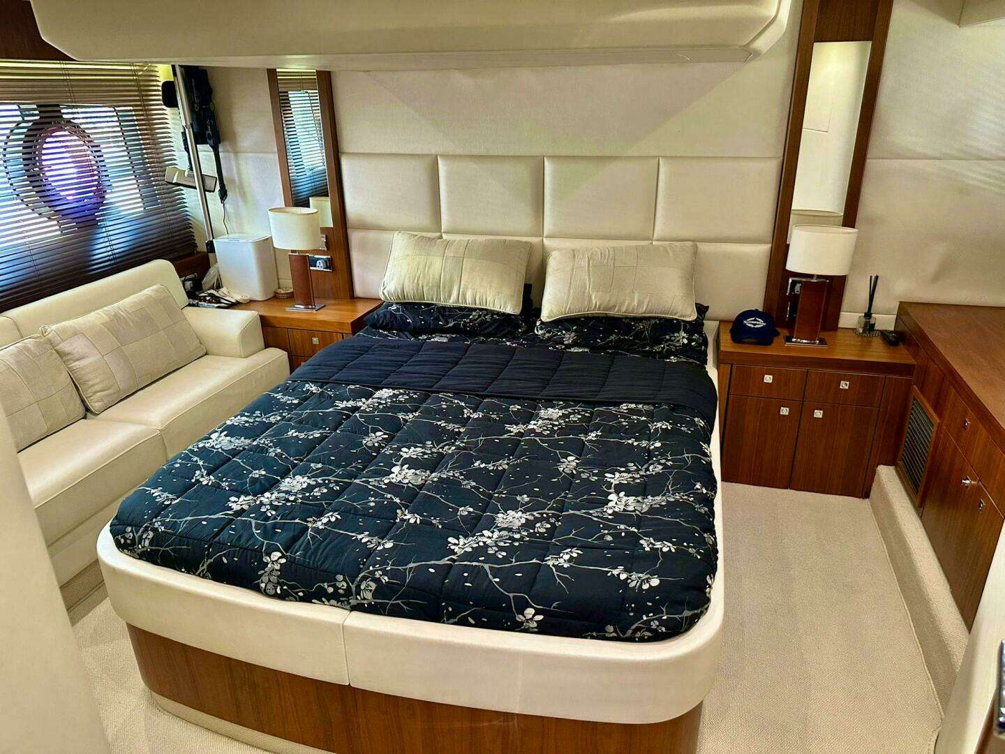 2013 Sunseeker Sunseeker Manhattan 53 - Image 11