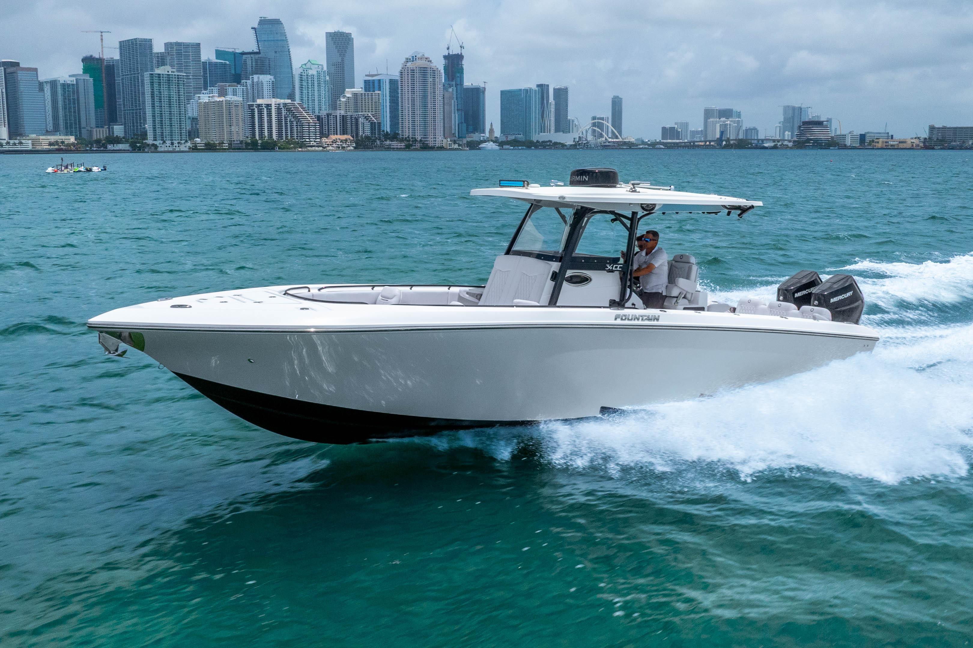 2025 Fountain 34 Center Console