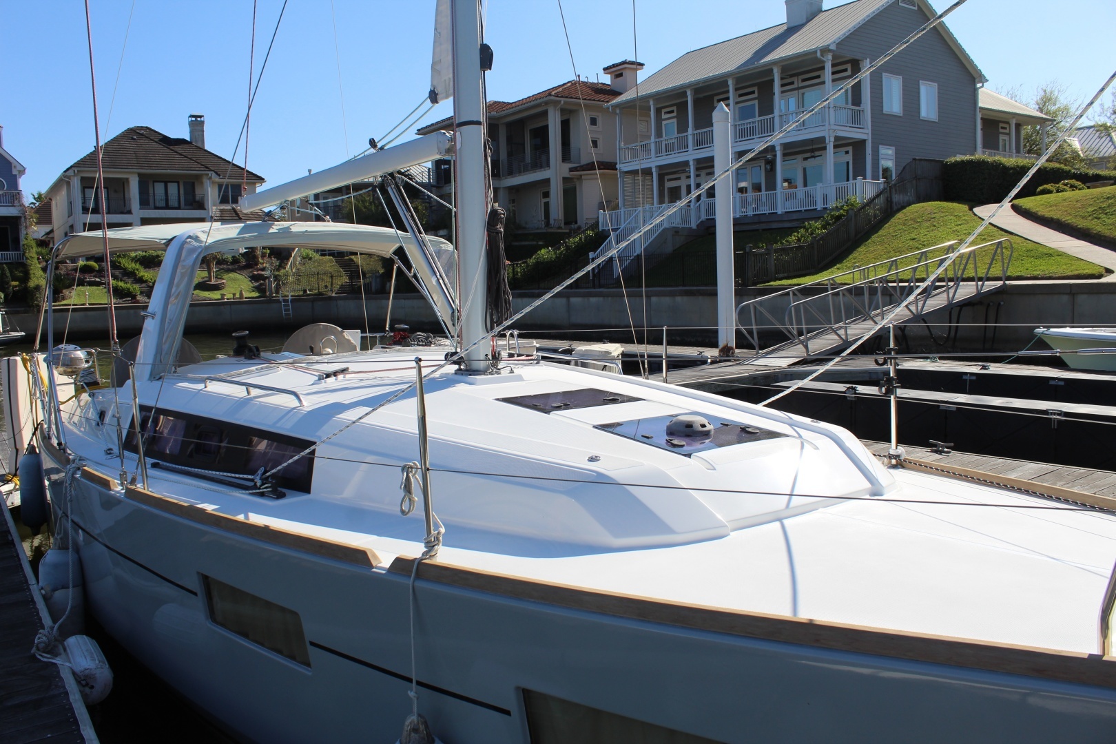 2016 Beneteau 35 Oceanis - Image 10