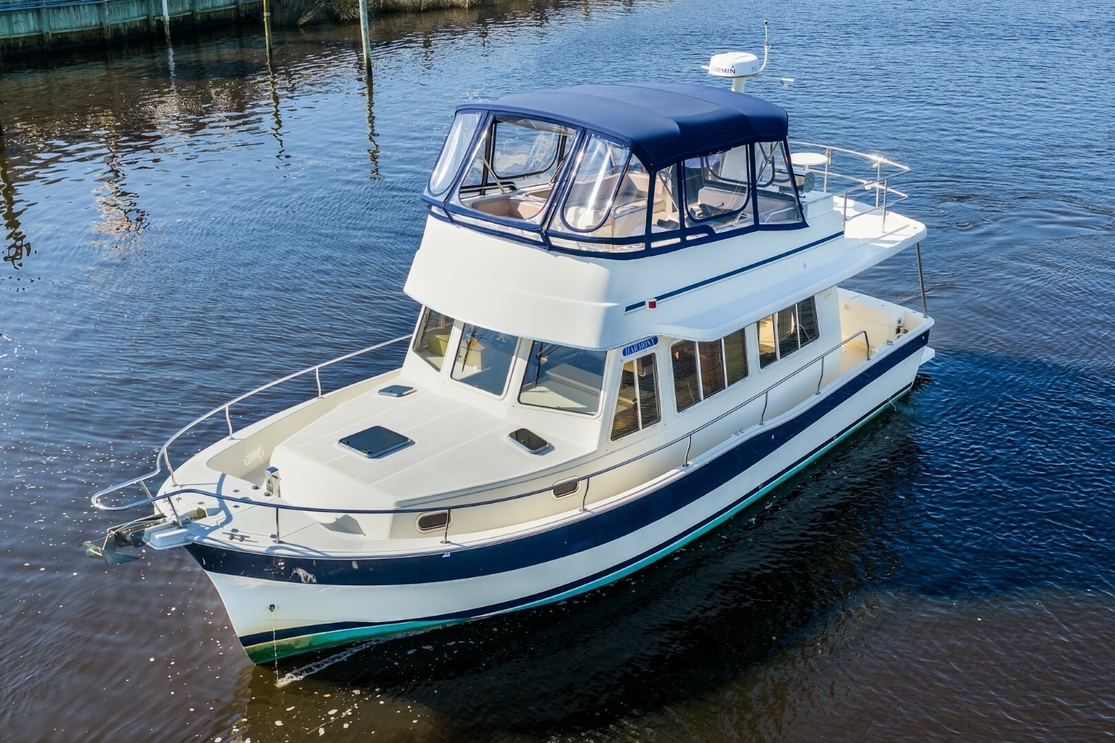 2009 Mainship Expedition 40 - Image 6