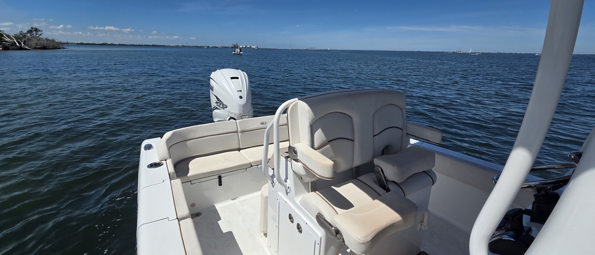 2021 Sea Hunt Escape 27 Center Console - Image 20
