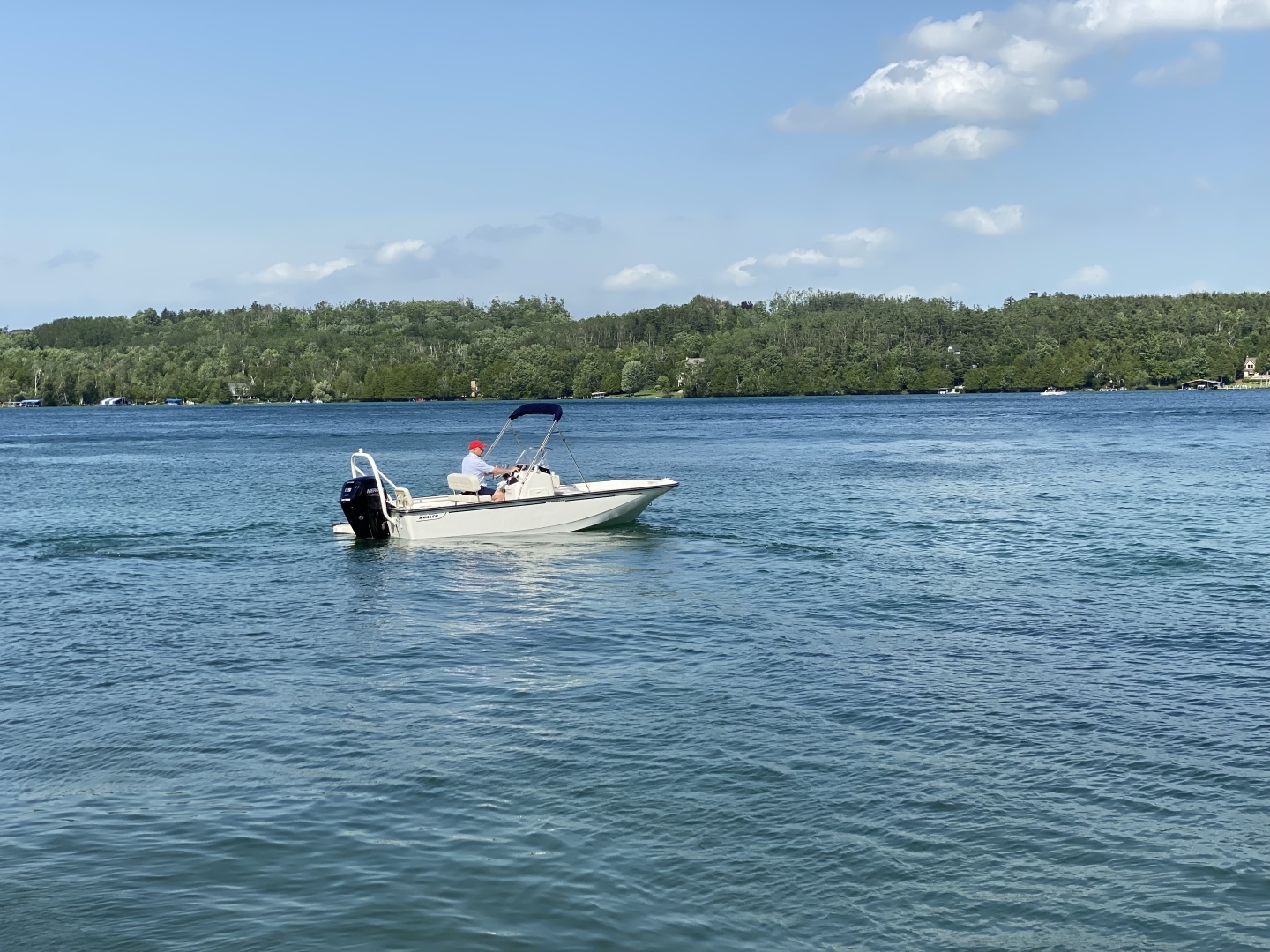 2025 Boston Whaler 170 Montauk - Image 8