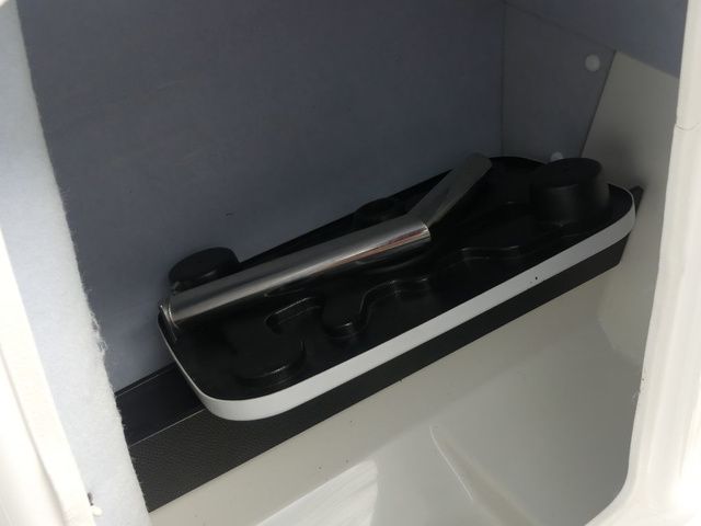 2019 Yamaha Boats AR240 - 33