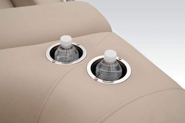 2025 Sun Tracker Sportfish 24 XP3 - 49
