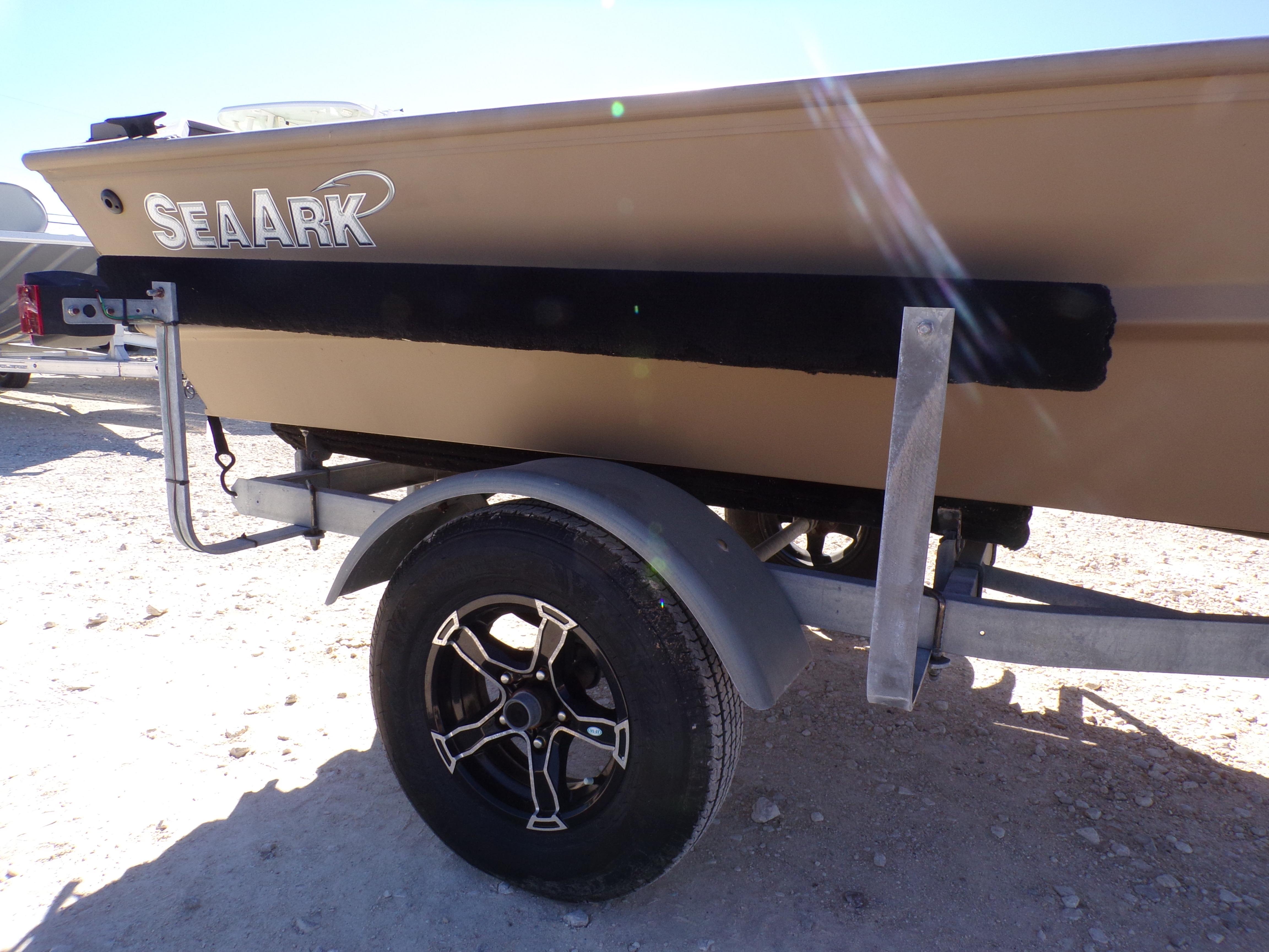 2023 SeaArk 1652 MVT - 23