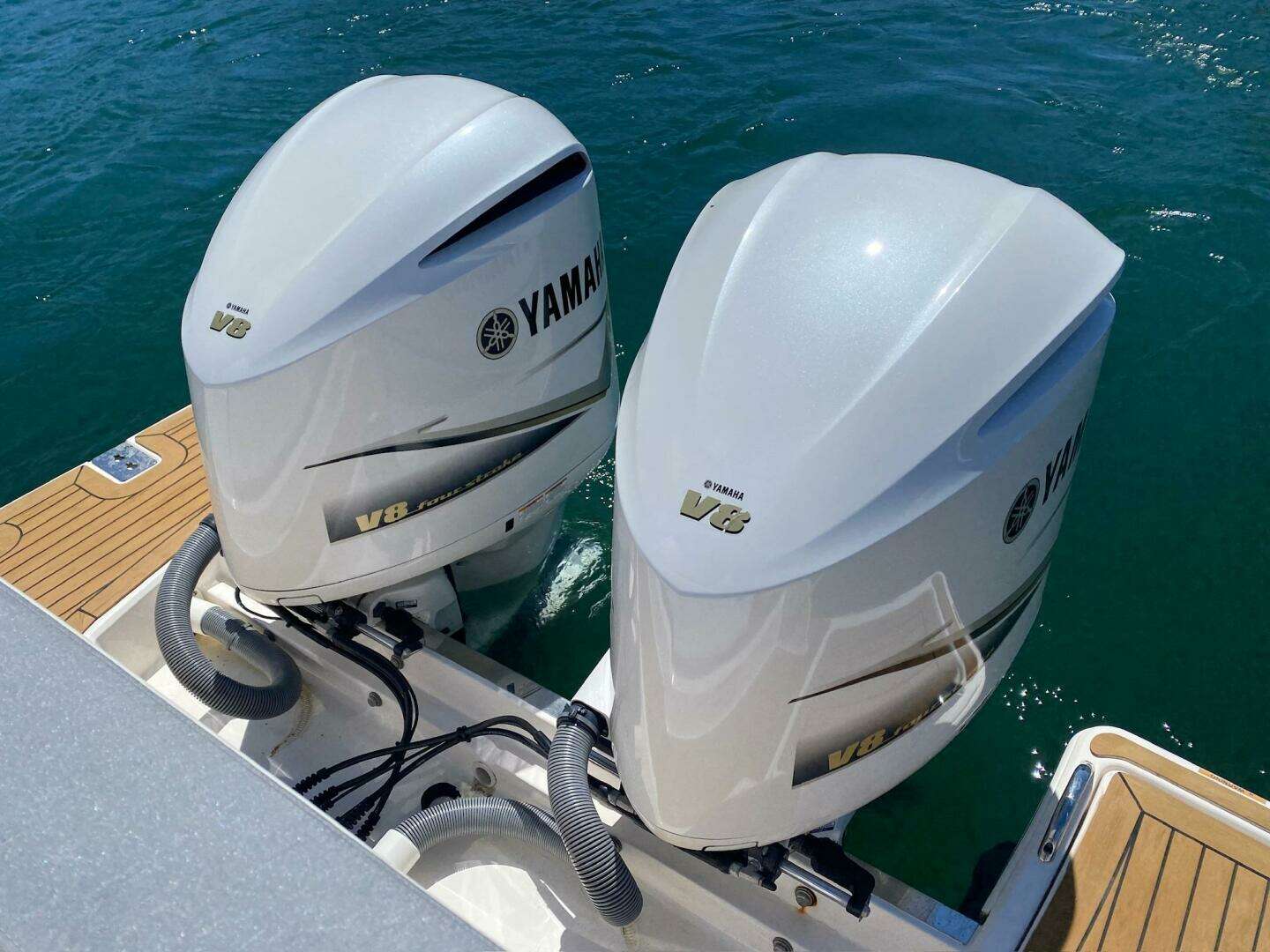2019 Tiara Yachts 34LX - Image 36