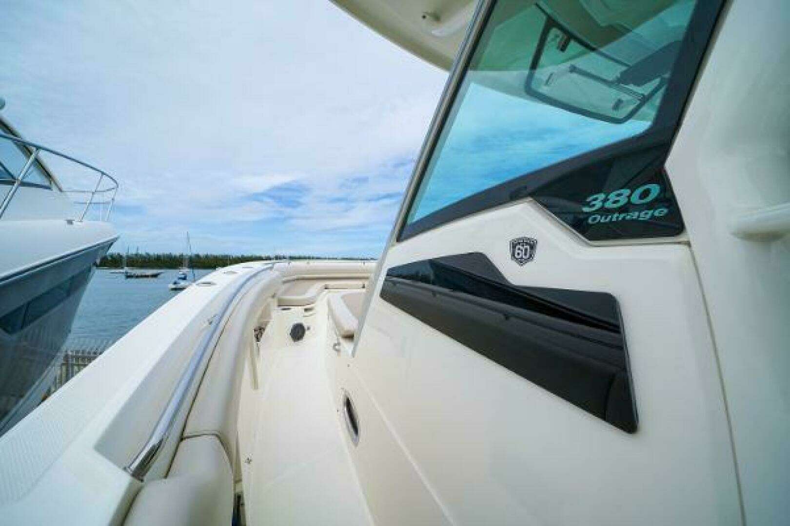 2018 Boston Whaler 380 Outrage - Image 31
