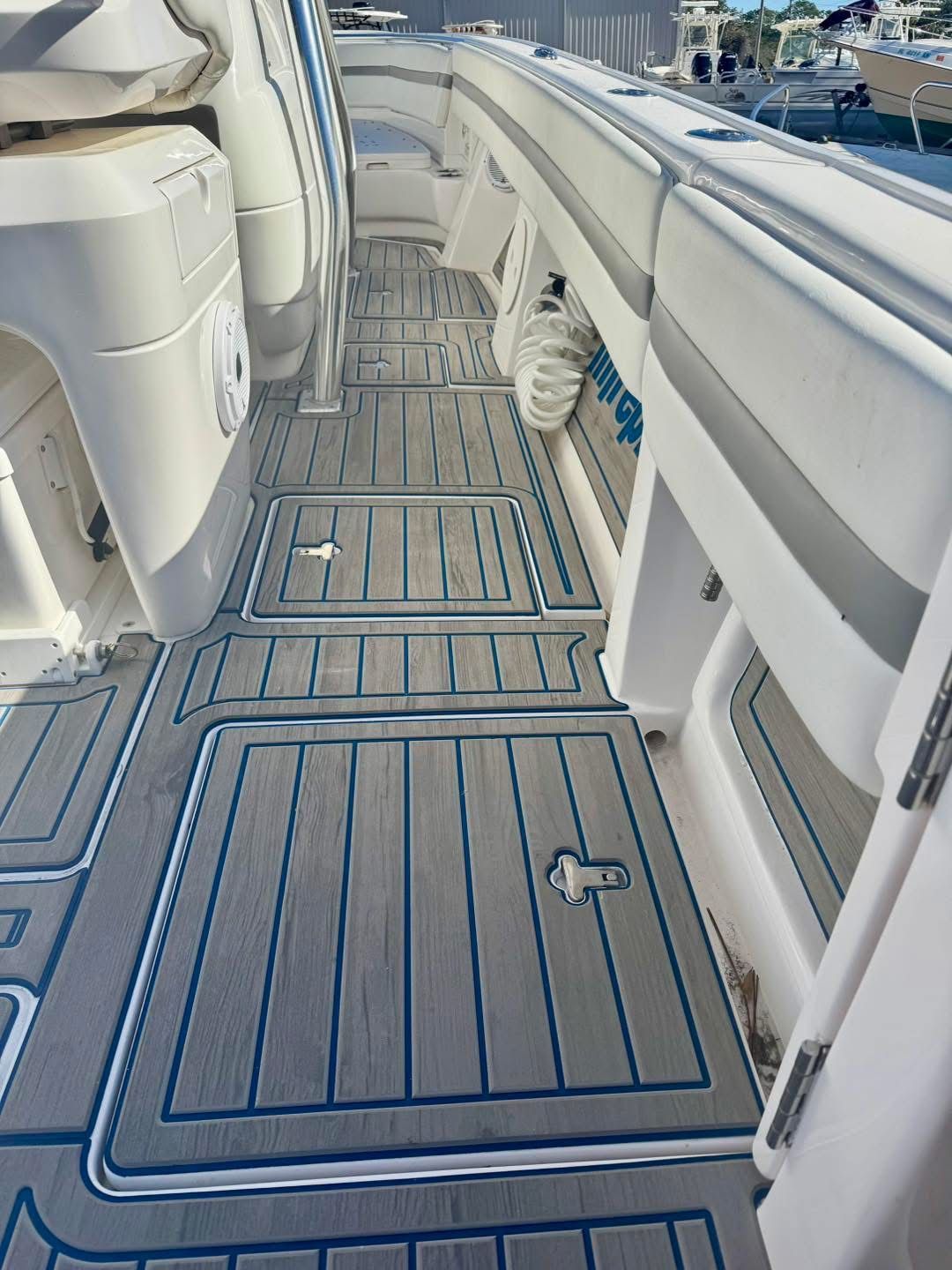 Intrepid 327 Nomad 2021 with stylish deck design.