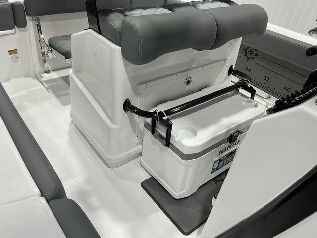 2026 NauticStar 242 Offshore - 17