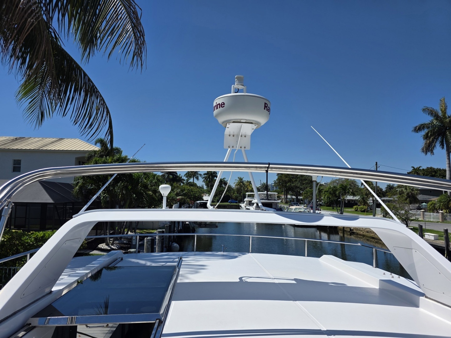 2001 Horizon Sundeck - Image 24