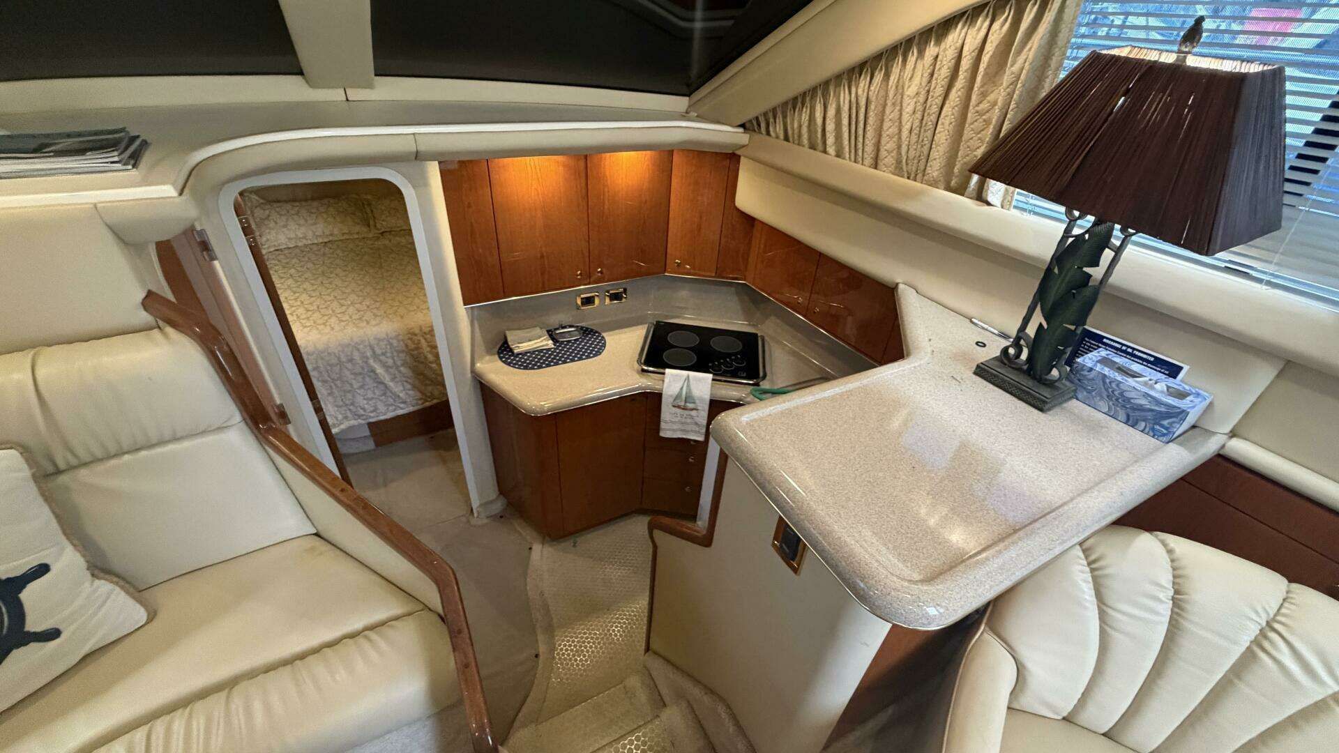 2000 Sea Ray 380 Aft Cabin - 28
