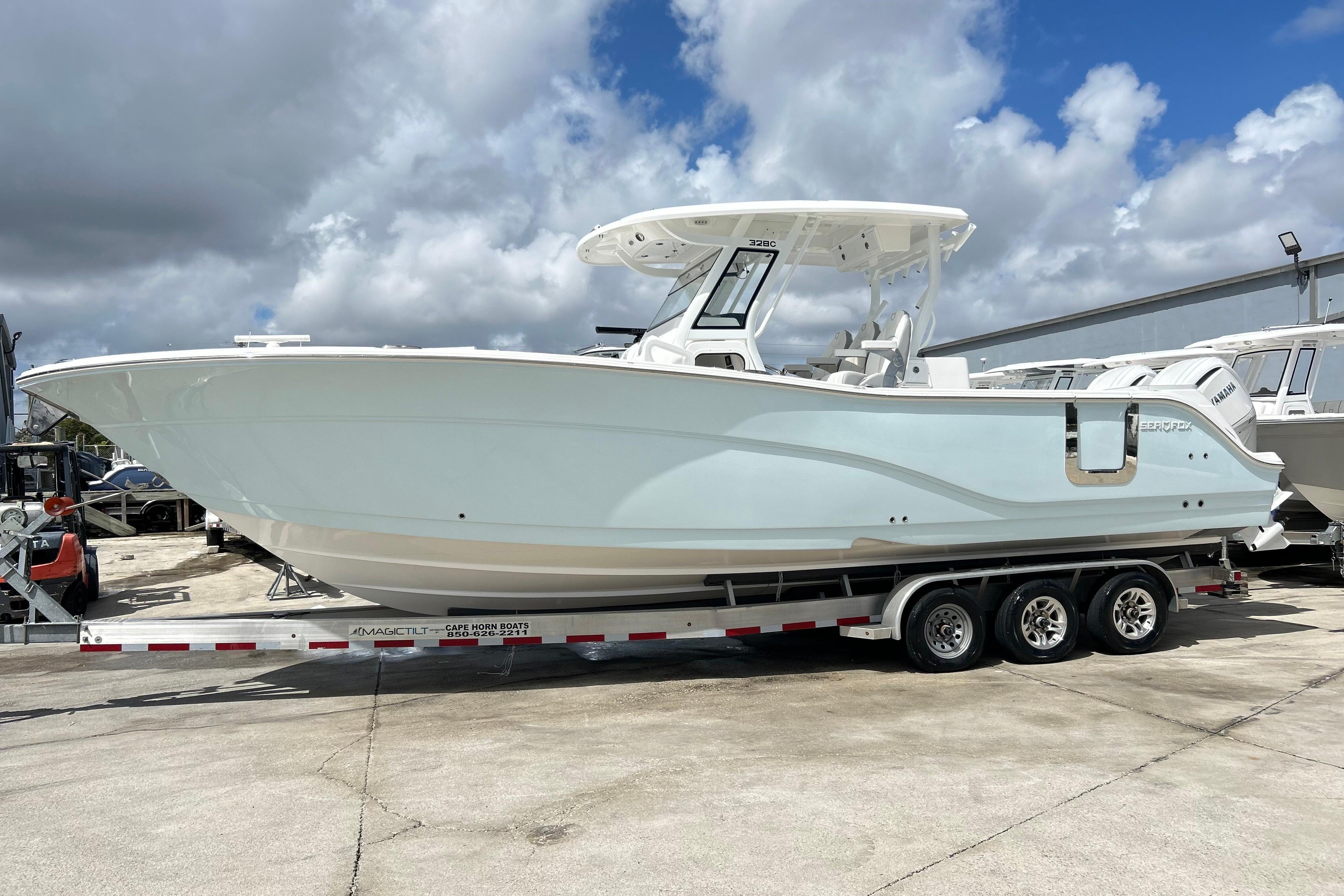 2026 Sea Fox 328 Commander