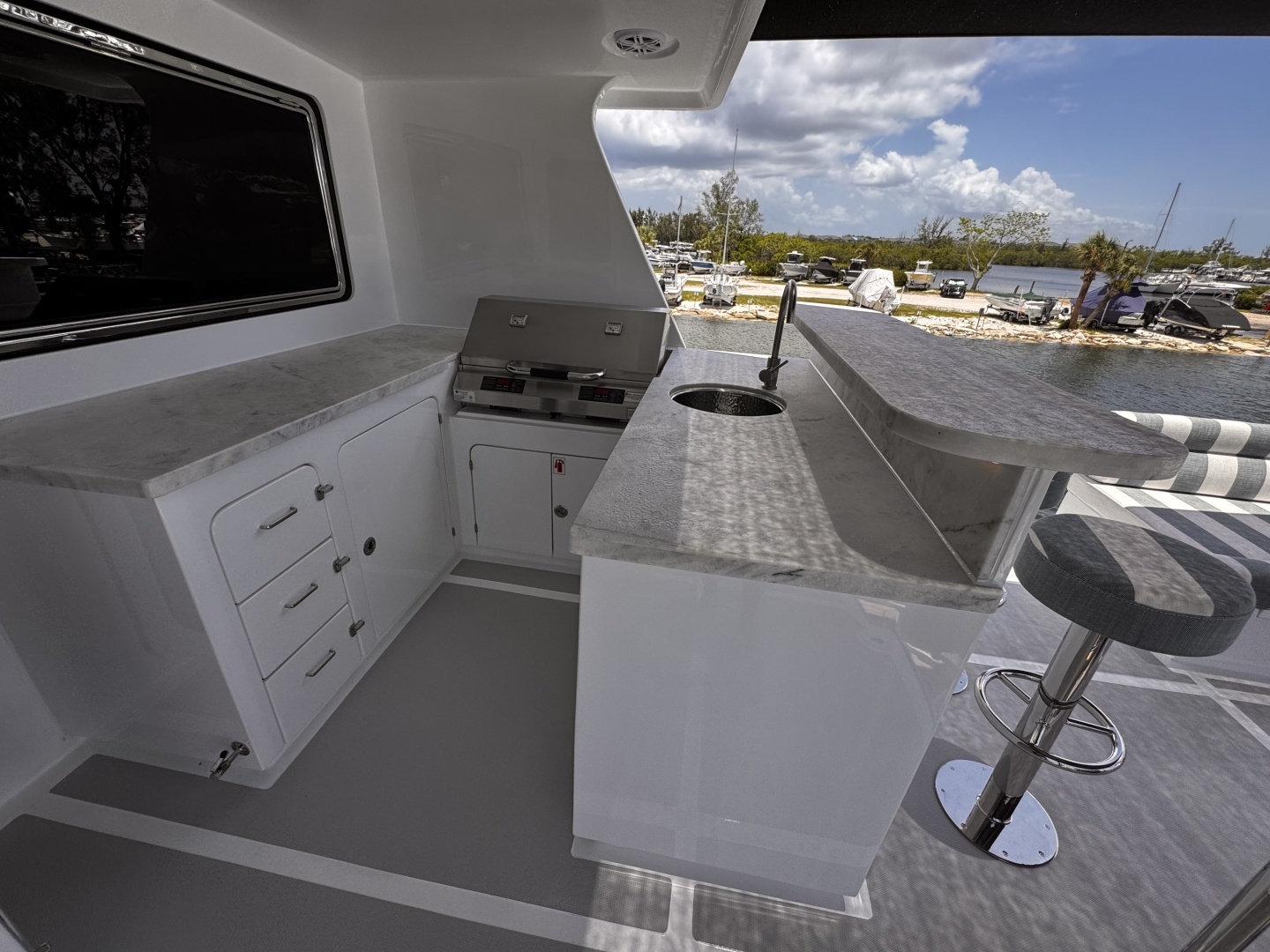 2025 Marlow EXPLORER 70E MK II - Image 8
