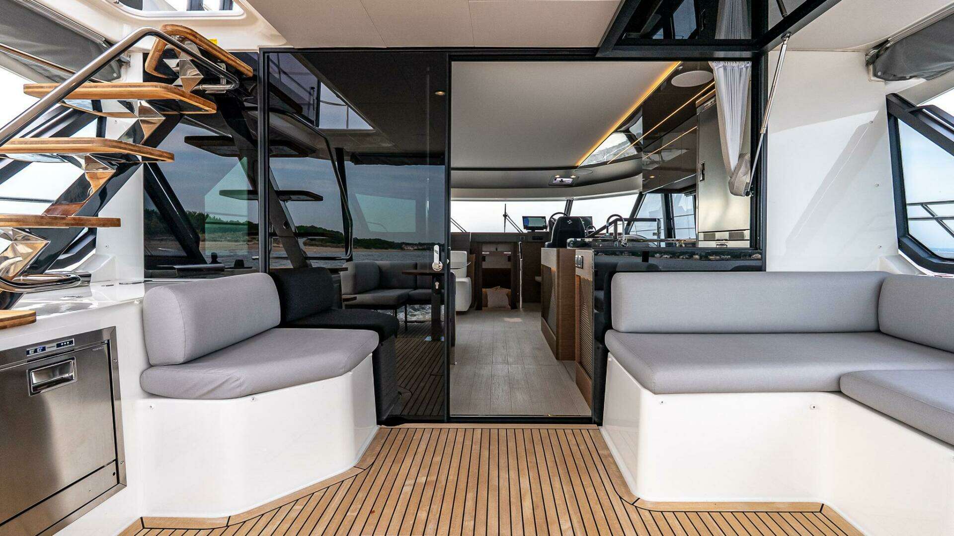 2027 Prestige M48 - Image 20