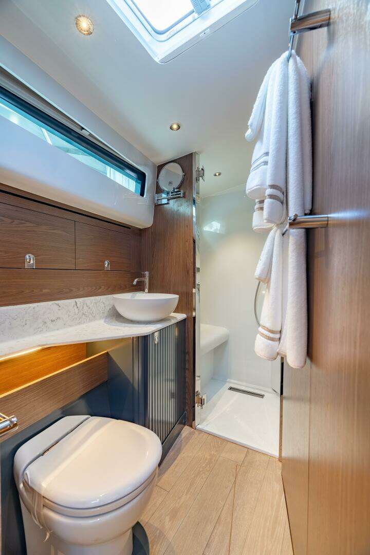 2025 ECLIPSE 505 Shadow - Image 16