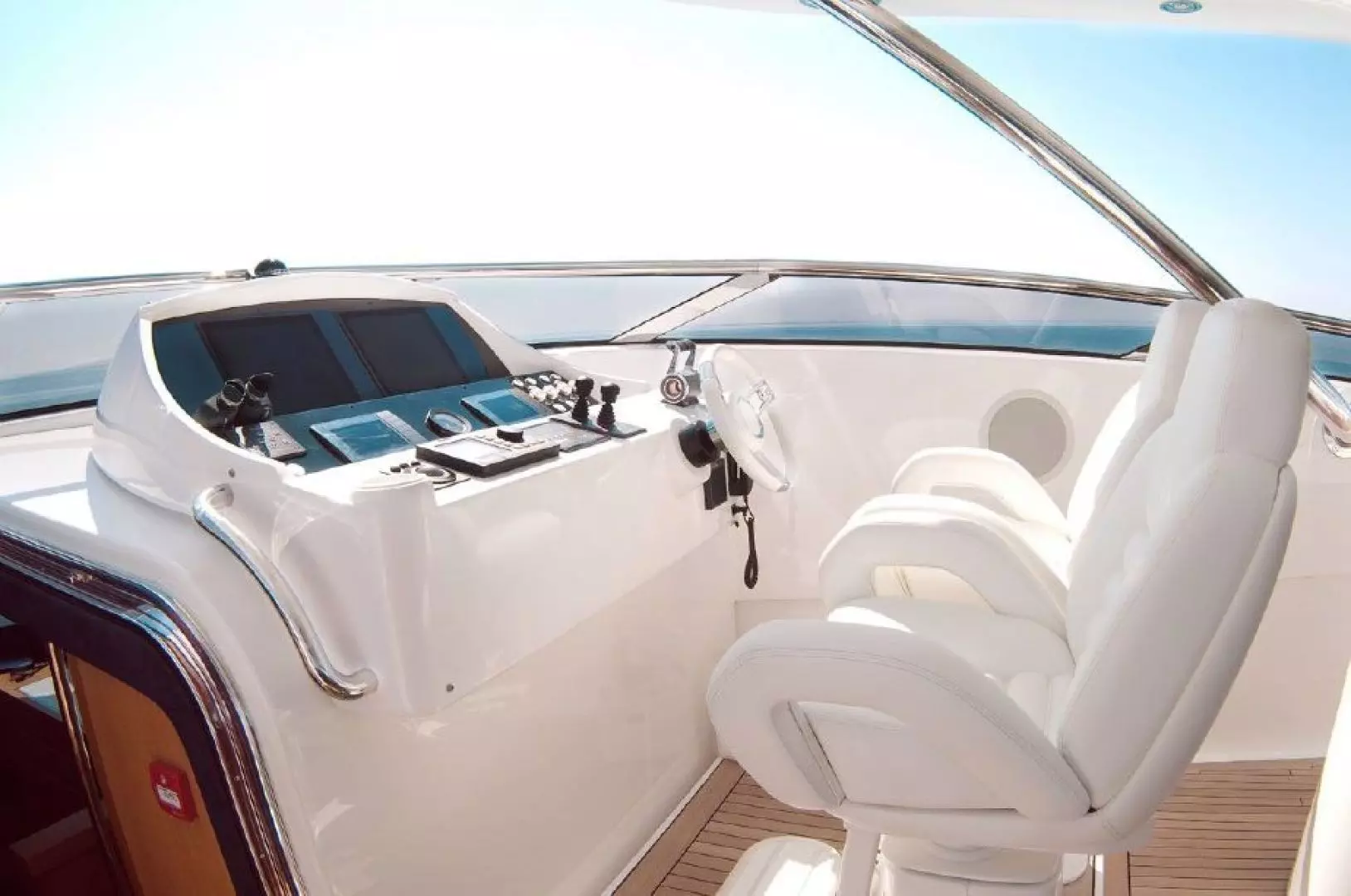 2011 Sunseeker Yacht - Image 7