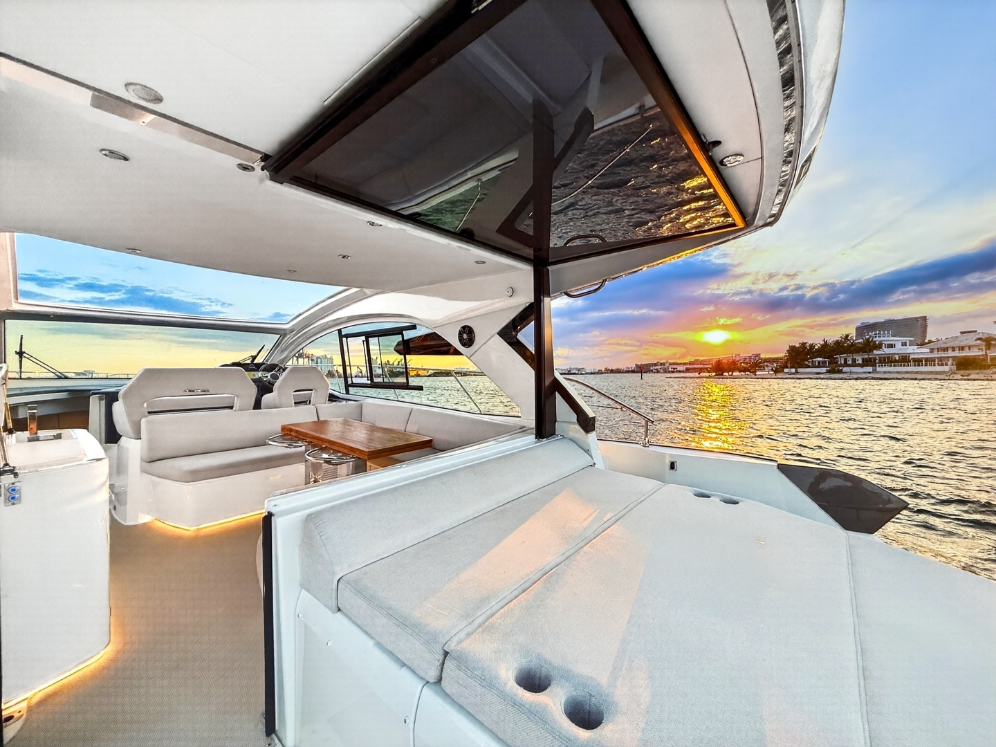 2023 Beneteau Gran Turismo 45 - Image 15