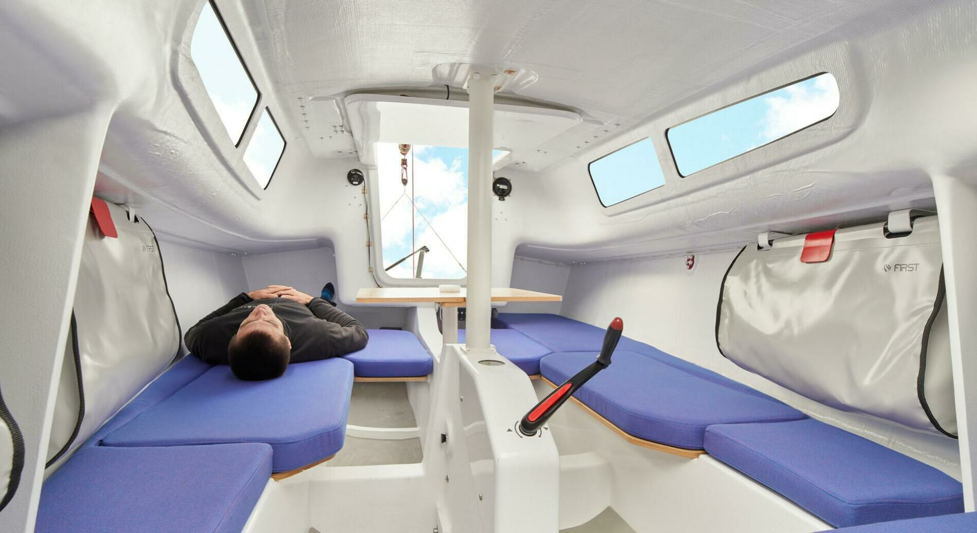 2025 Beneteau First 24 SE - Image 5