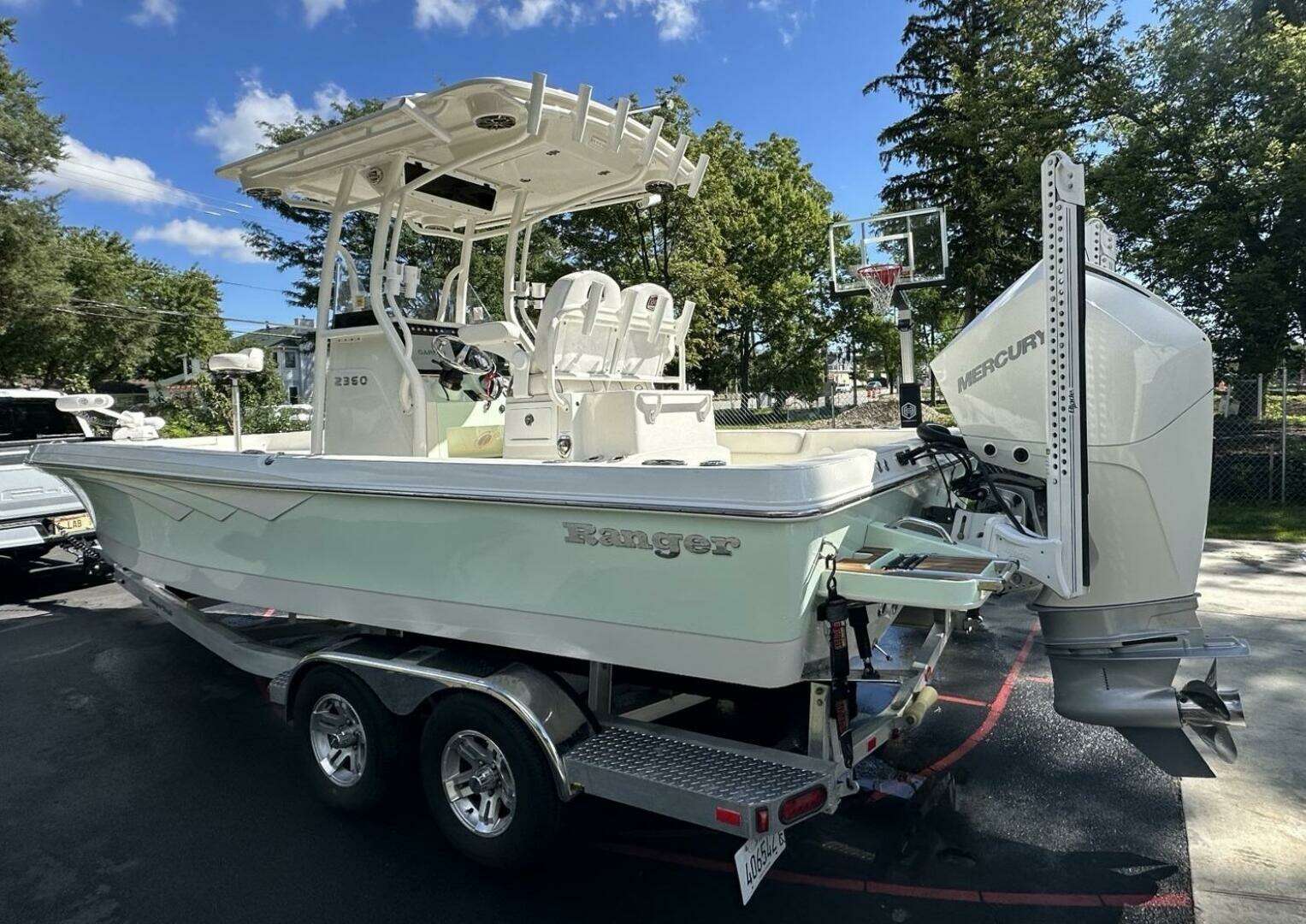2022 Ranger 2360 - Image 16