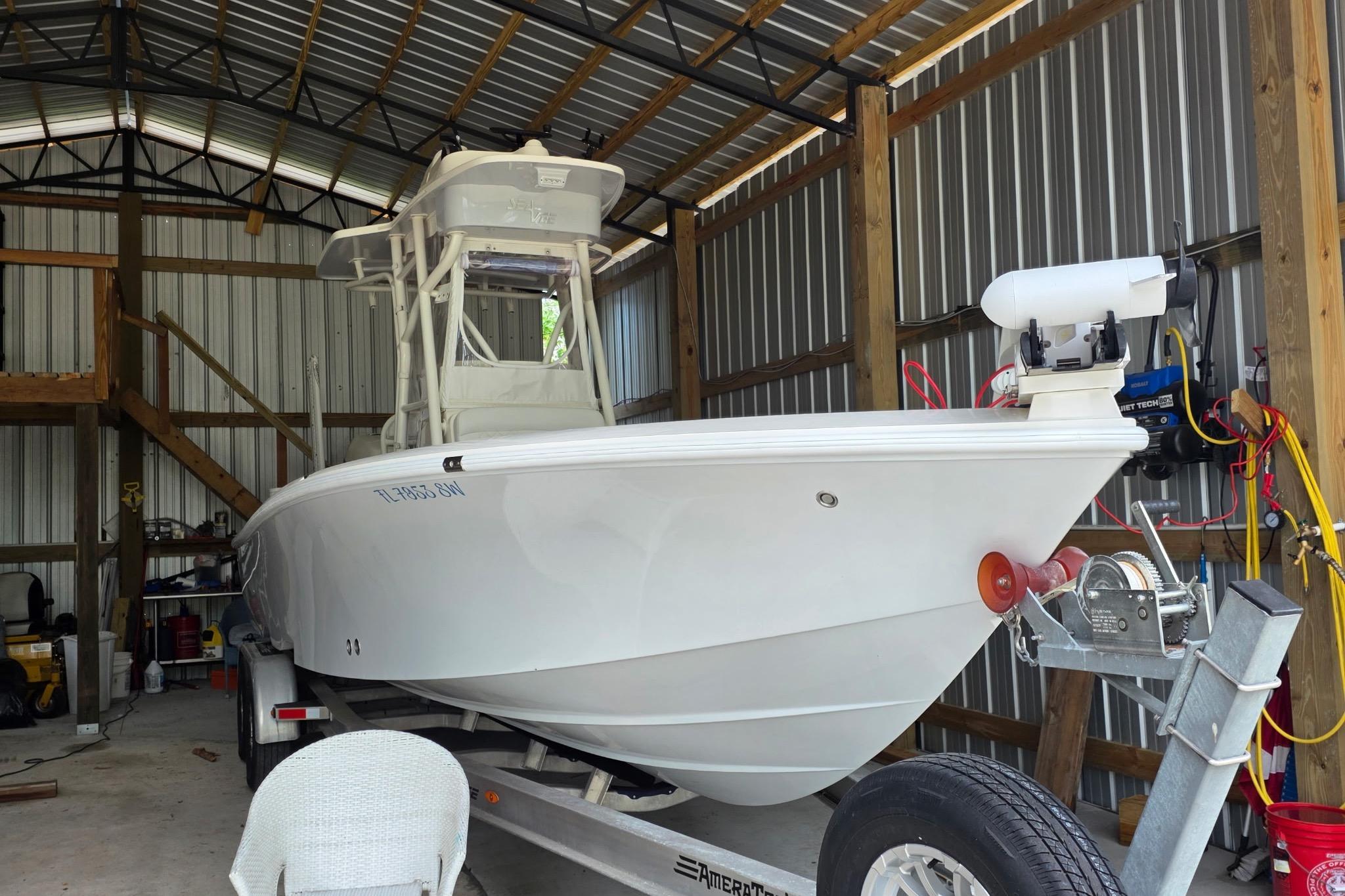 2018 SeaVee 270Z