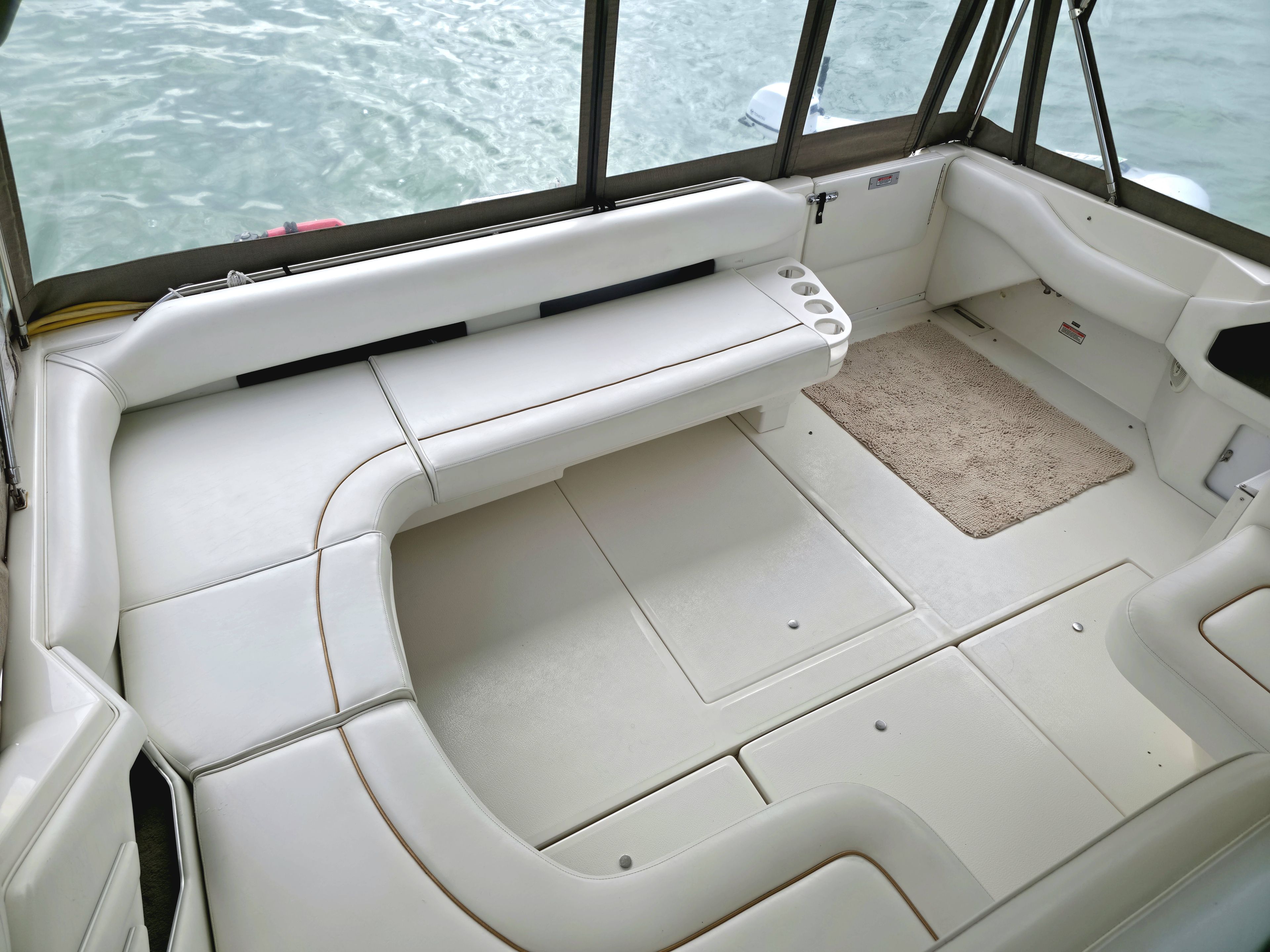 1998 Sea Ray 400 Express Cruiser - 12