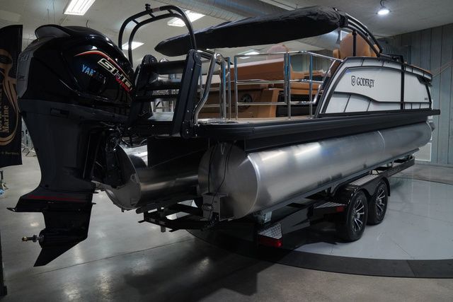 2027 Godfrey Marine Monaco 235 SFL 27" Impact Center Tube Package - 7
