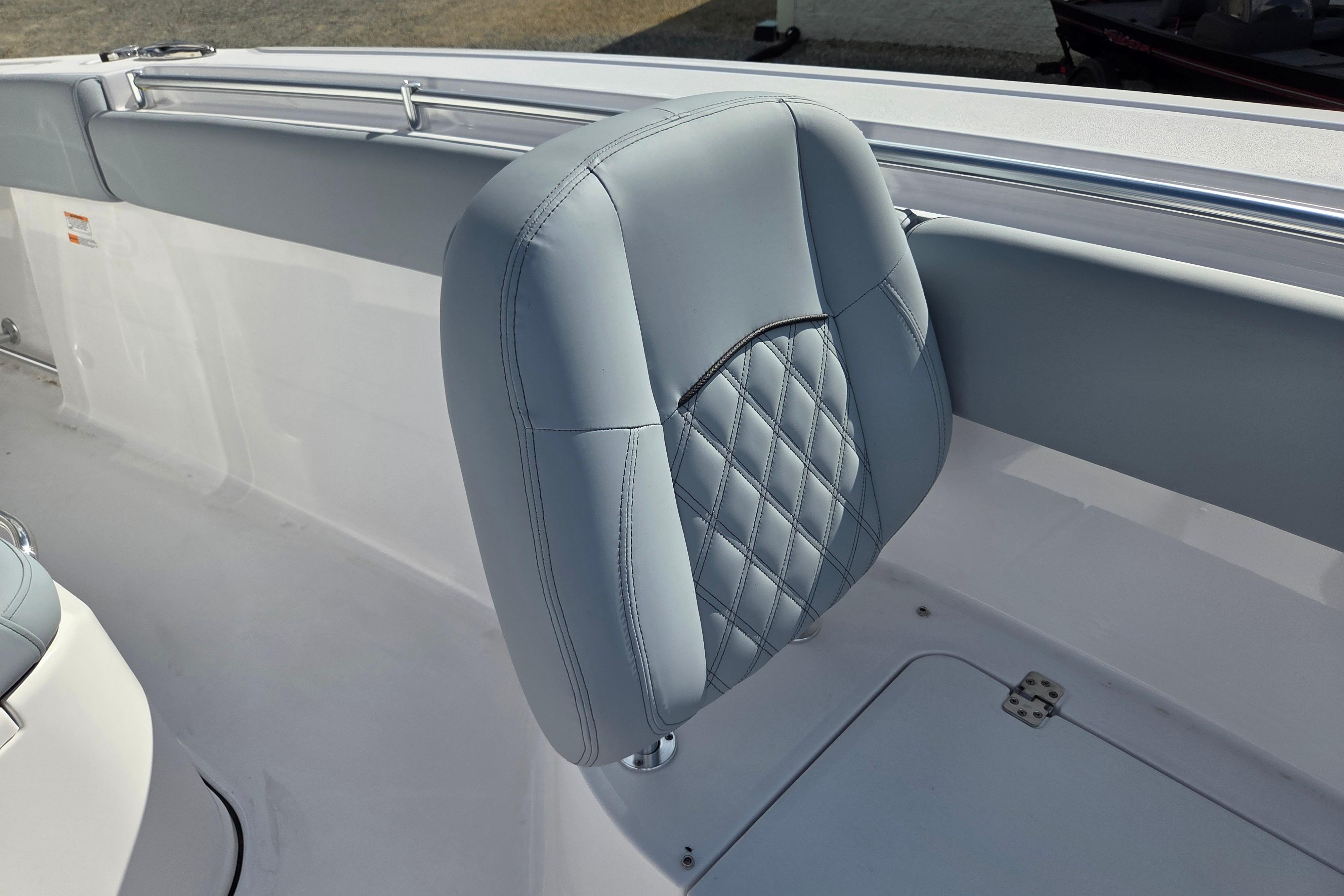 2026 Sportsman Open 282 Center Console boat seat with quilted design.