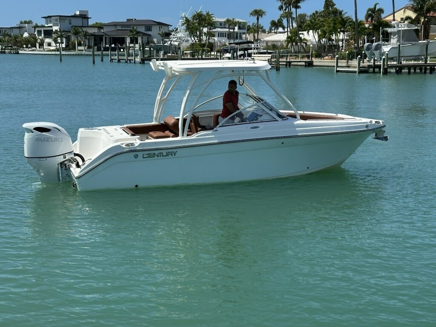 2019 Century 24 Resorter - Image 19