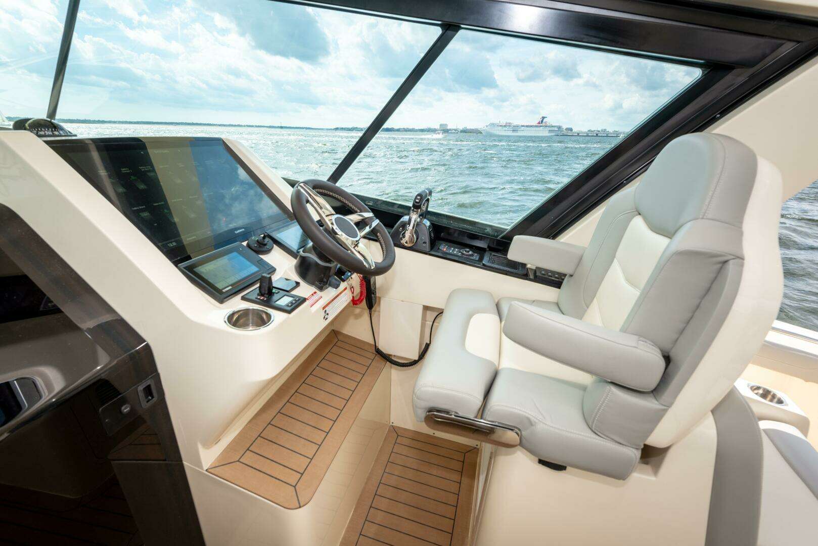 2026 Scout 530 LXF - Image 16