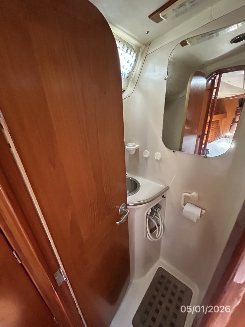 1990 Beneteau Oceanis 500 - Image 59