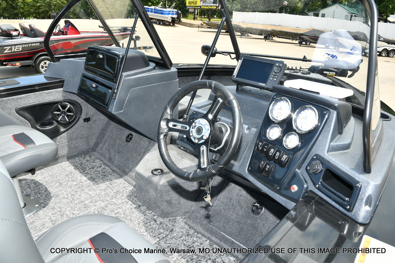 2026 Tracker Targa V-19 Combo - 4