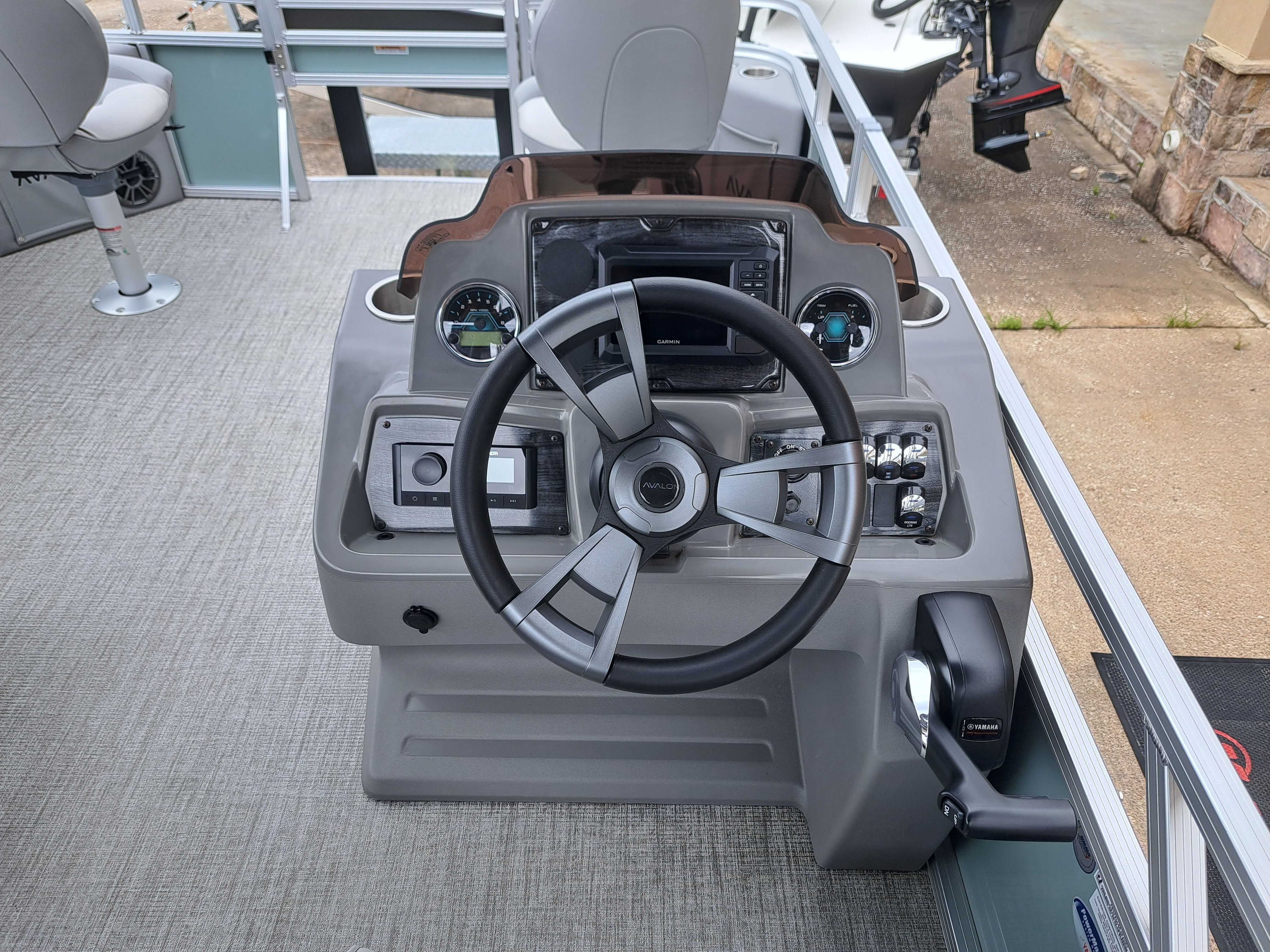 2026 Avalon Venture Quad Fish - 19' - 19