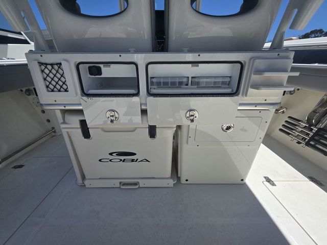 2026 Cobia 285 Open Center Console - 24