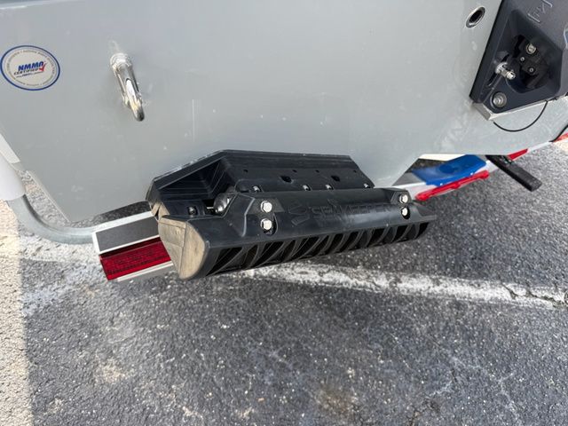 2027 Cobia 245 Center Console - 29