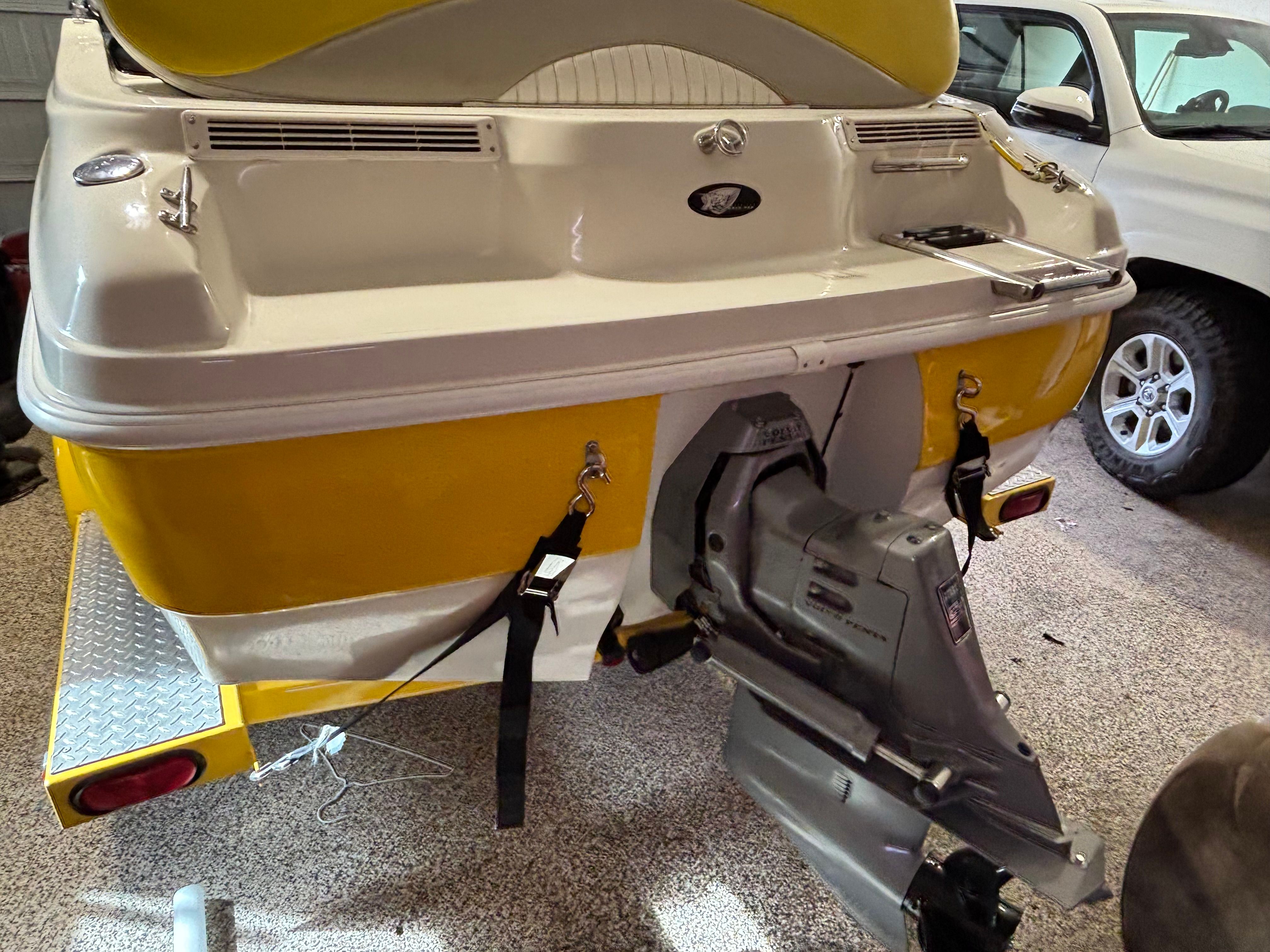 2004 Caravelle 176 Bow Rider - 2