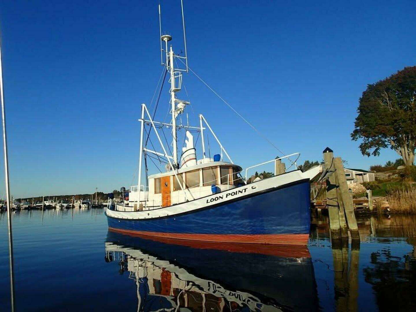 1986 Custom Hansen 48 Pilothouse Trawler - Image 3