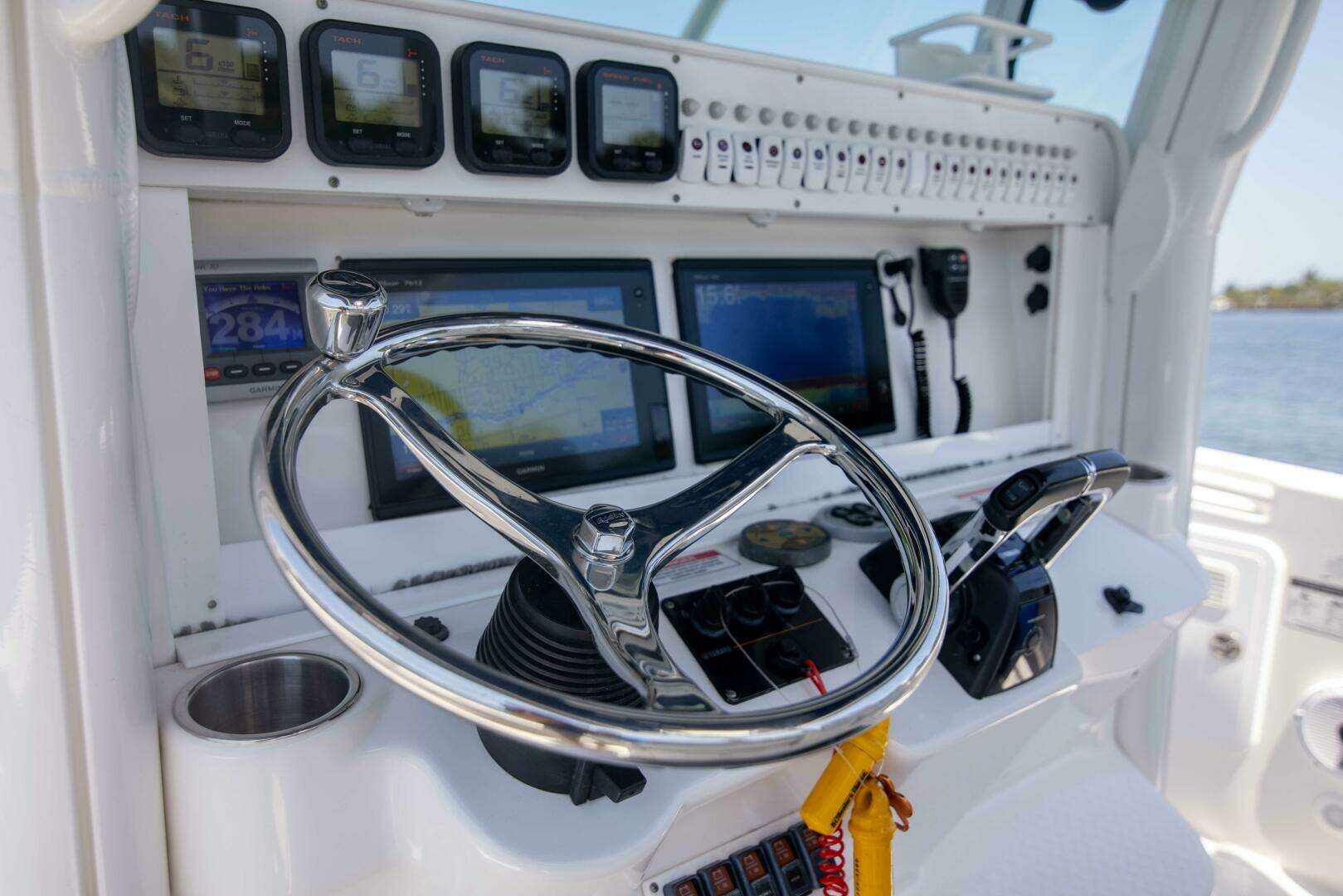 2009 Everglades 350CC - Image 30