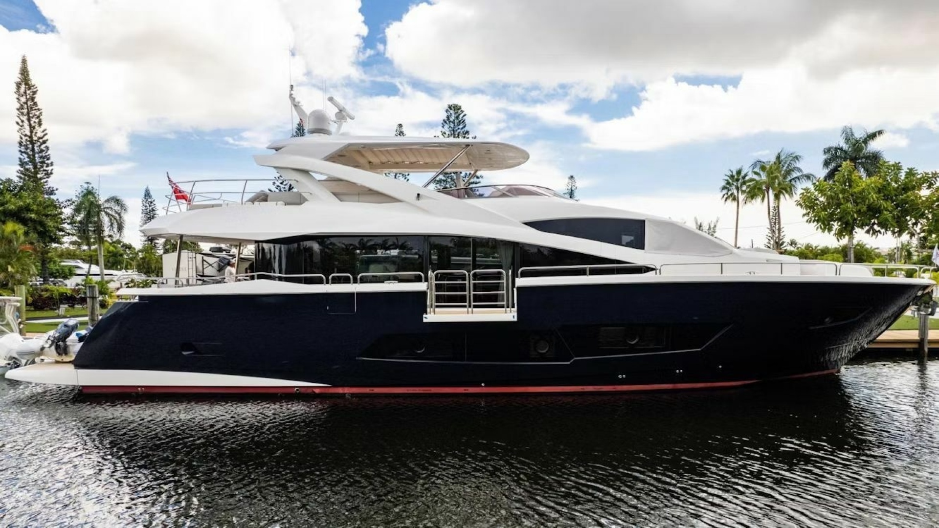 2019 Sunseeker — - Image 8