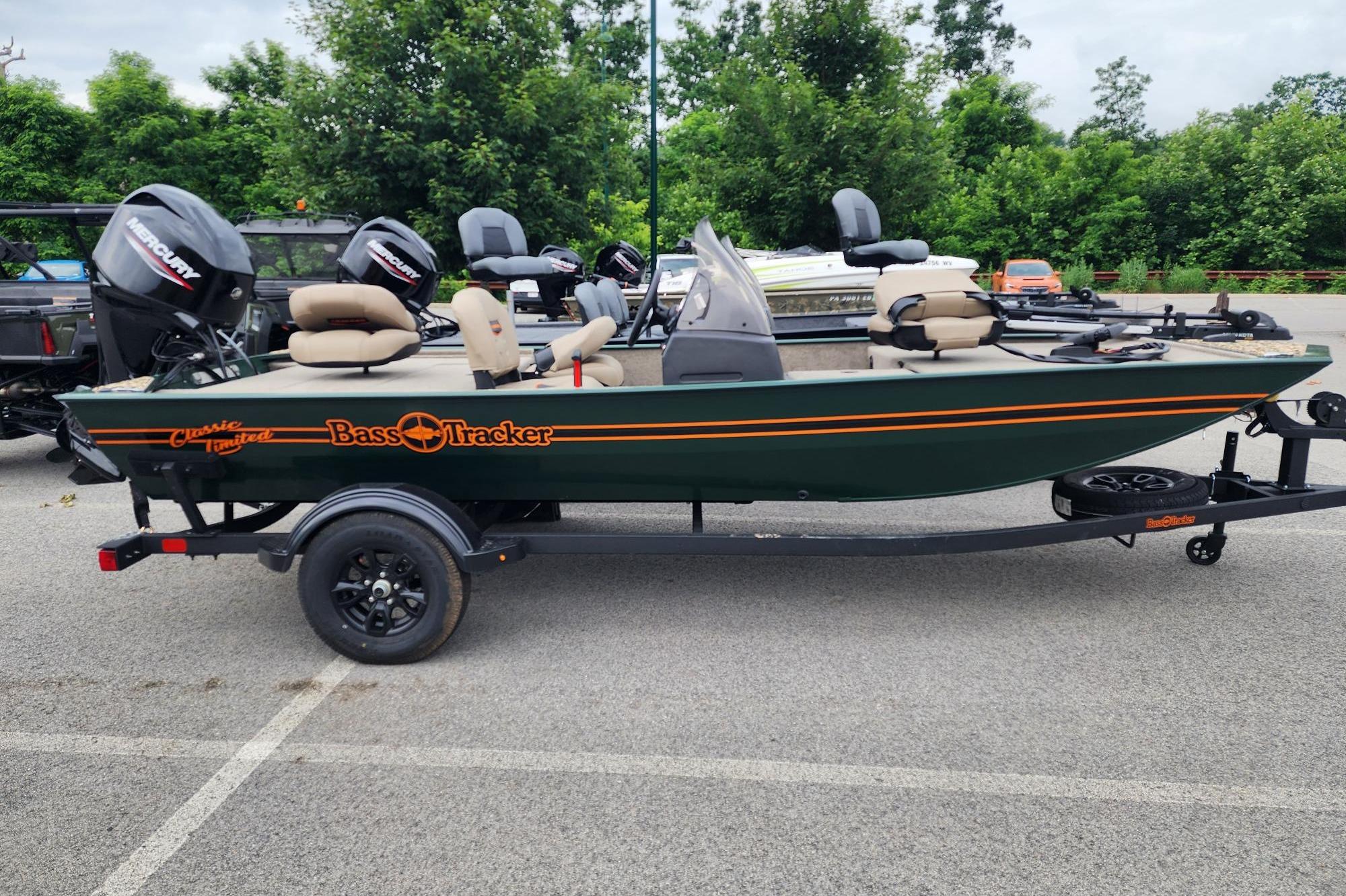 2026 Tracker Bass Tracker Classic Limited