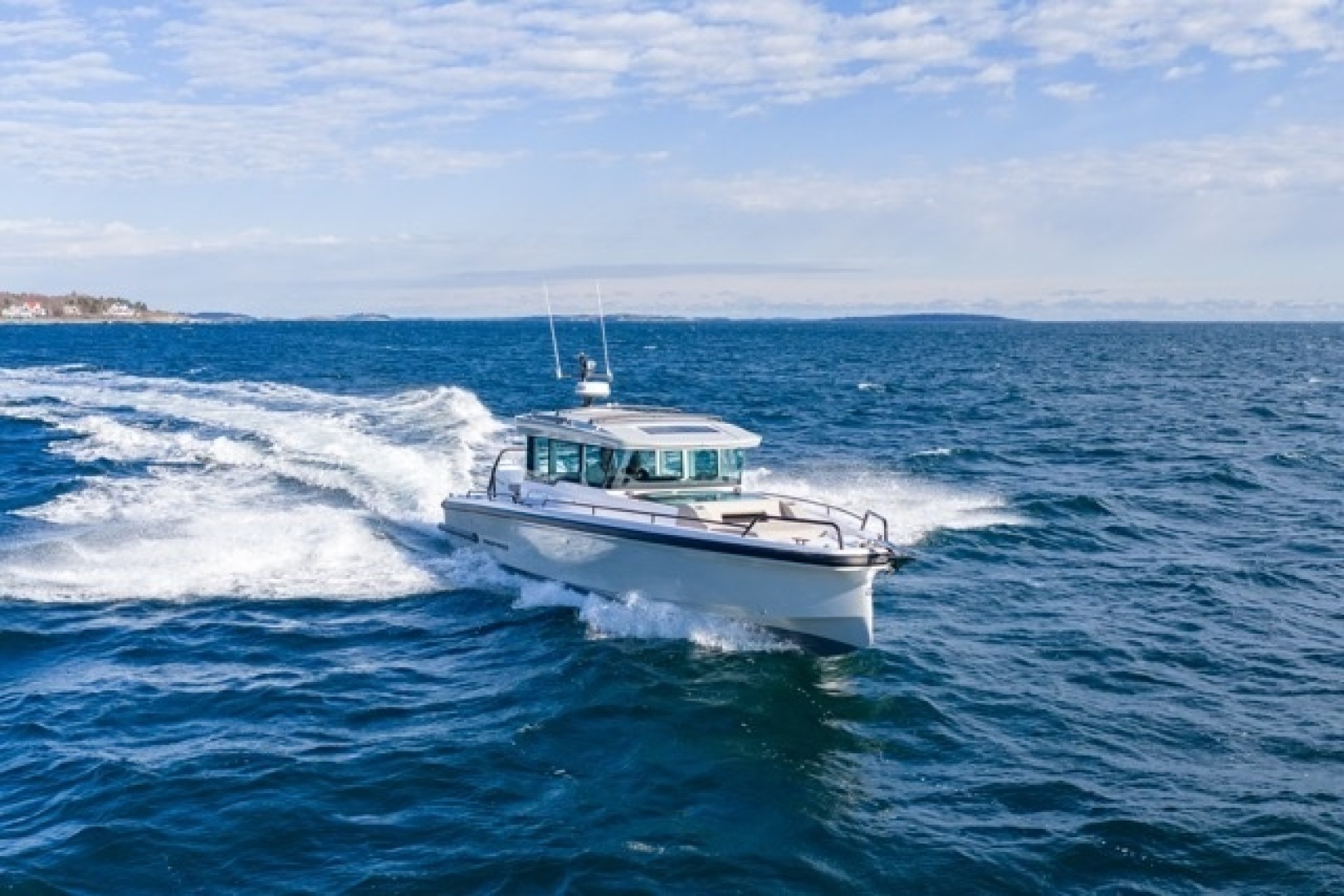 2026 Axopar Axopar 37 XC - Image 5