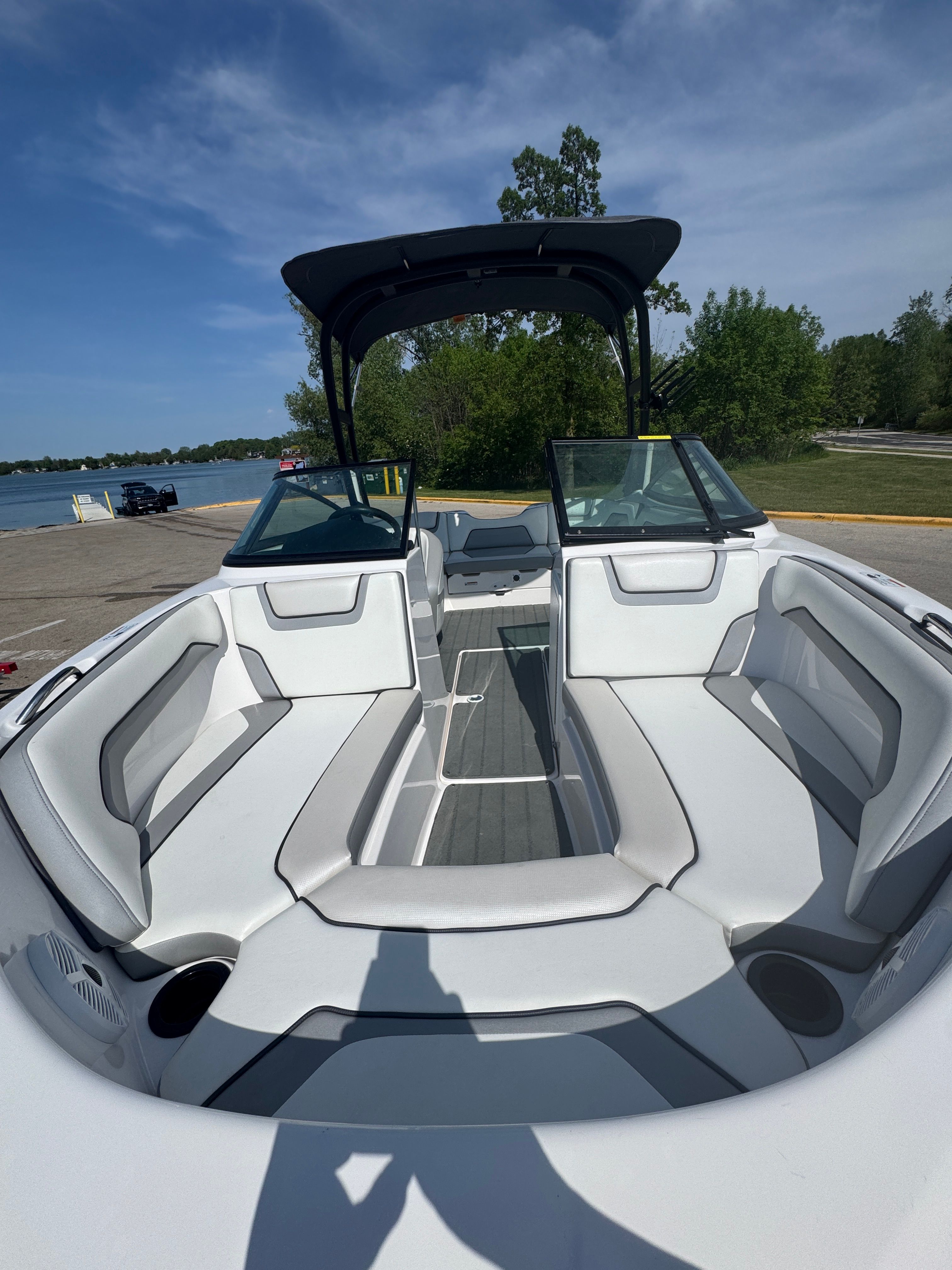 2018 Yamaha Boats AR190 - 7