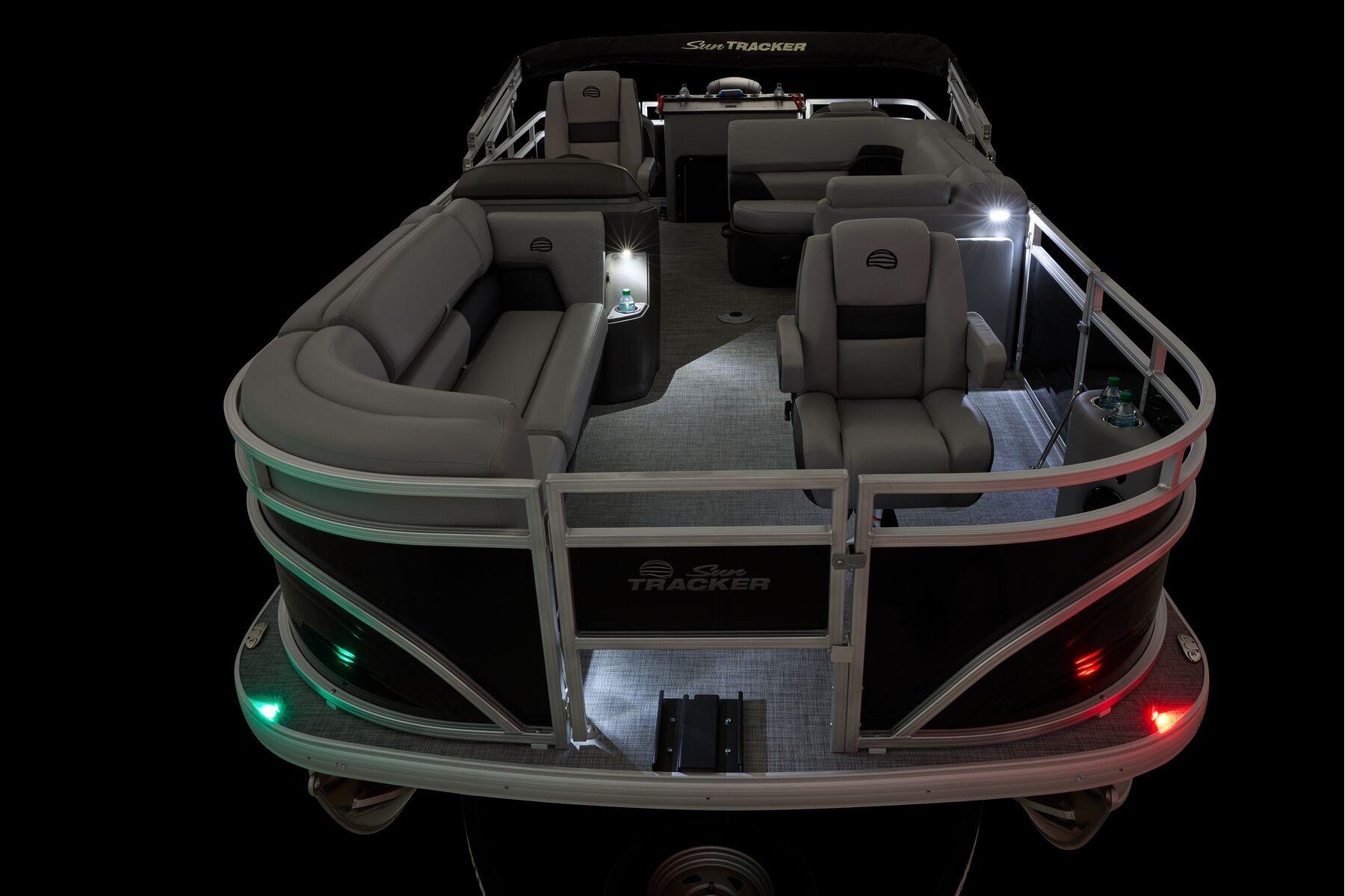 2026 Sun Tracker SportFish 20 DLX - 26